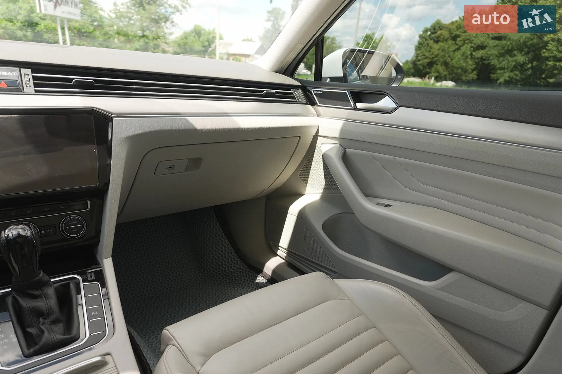 2019 Volkswagen Passat - мініатюра 24