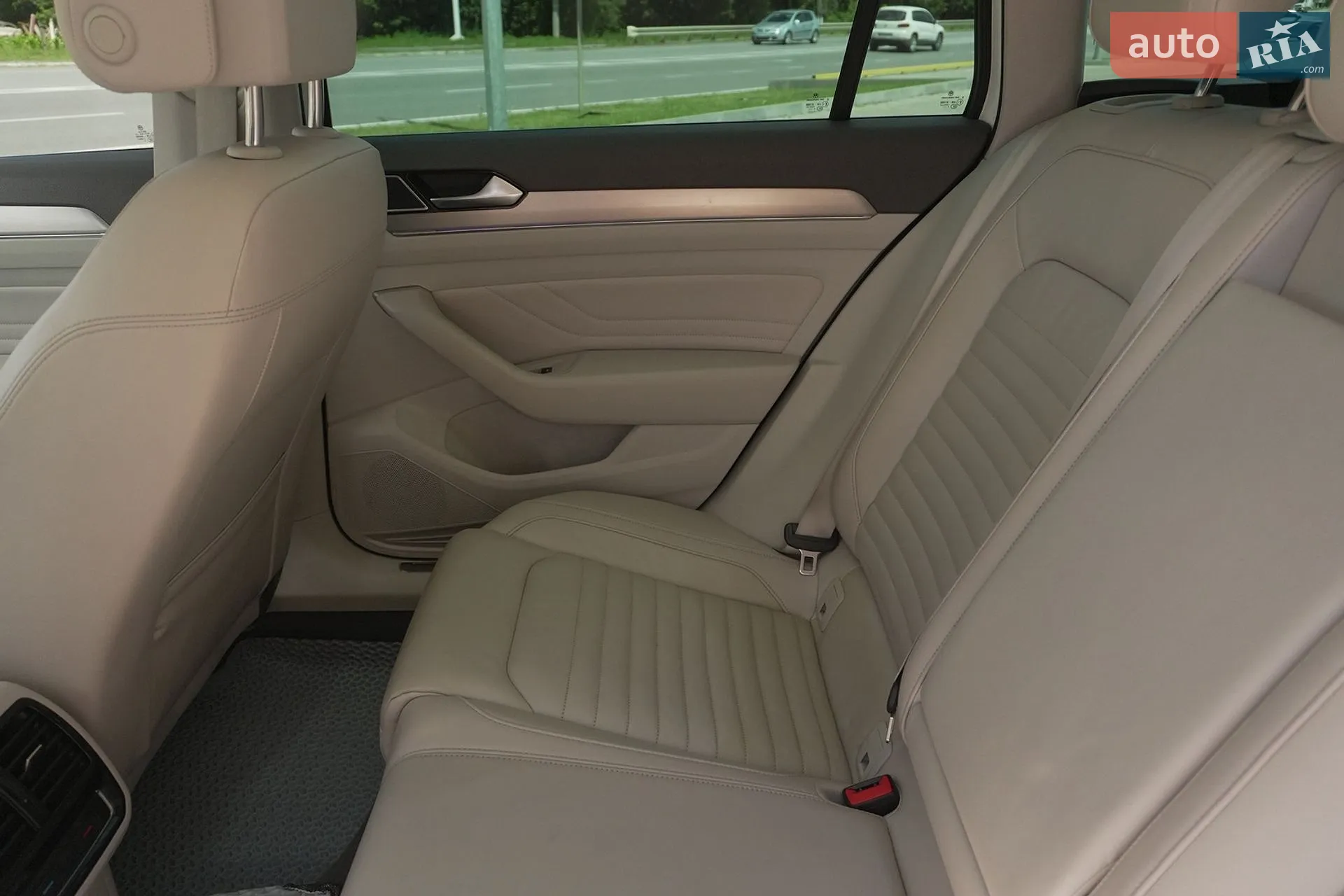 2019 Volkswagen Passat - мініатюра 26