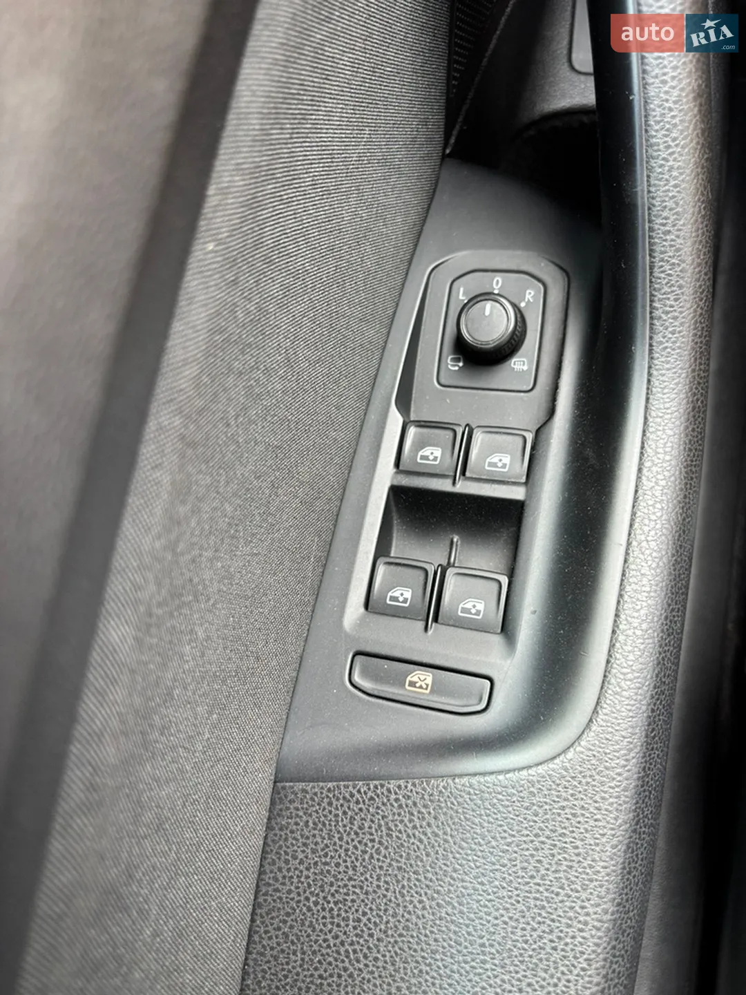 2015 Volkswagen Passat - мініатюра 16