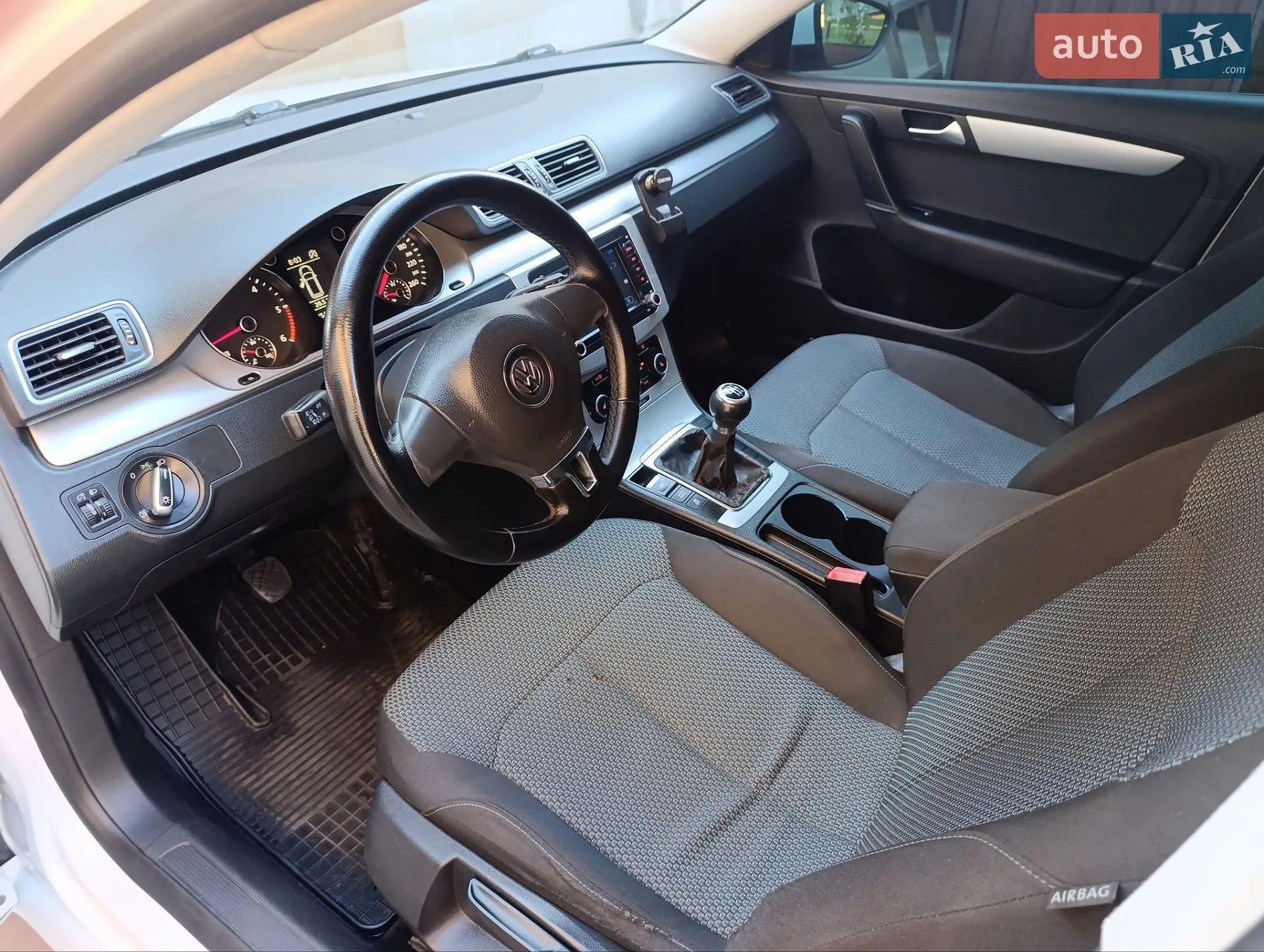 2011 Volkswagen Passat - мініатюра 11