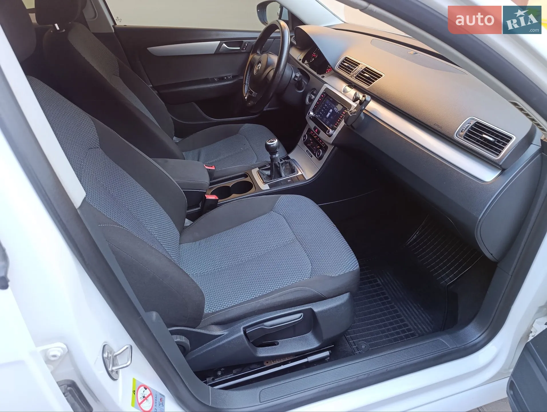 2011 Volkswagen Passat - мініатюра 20