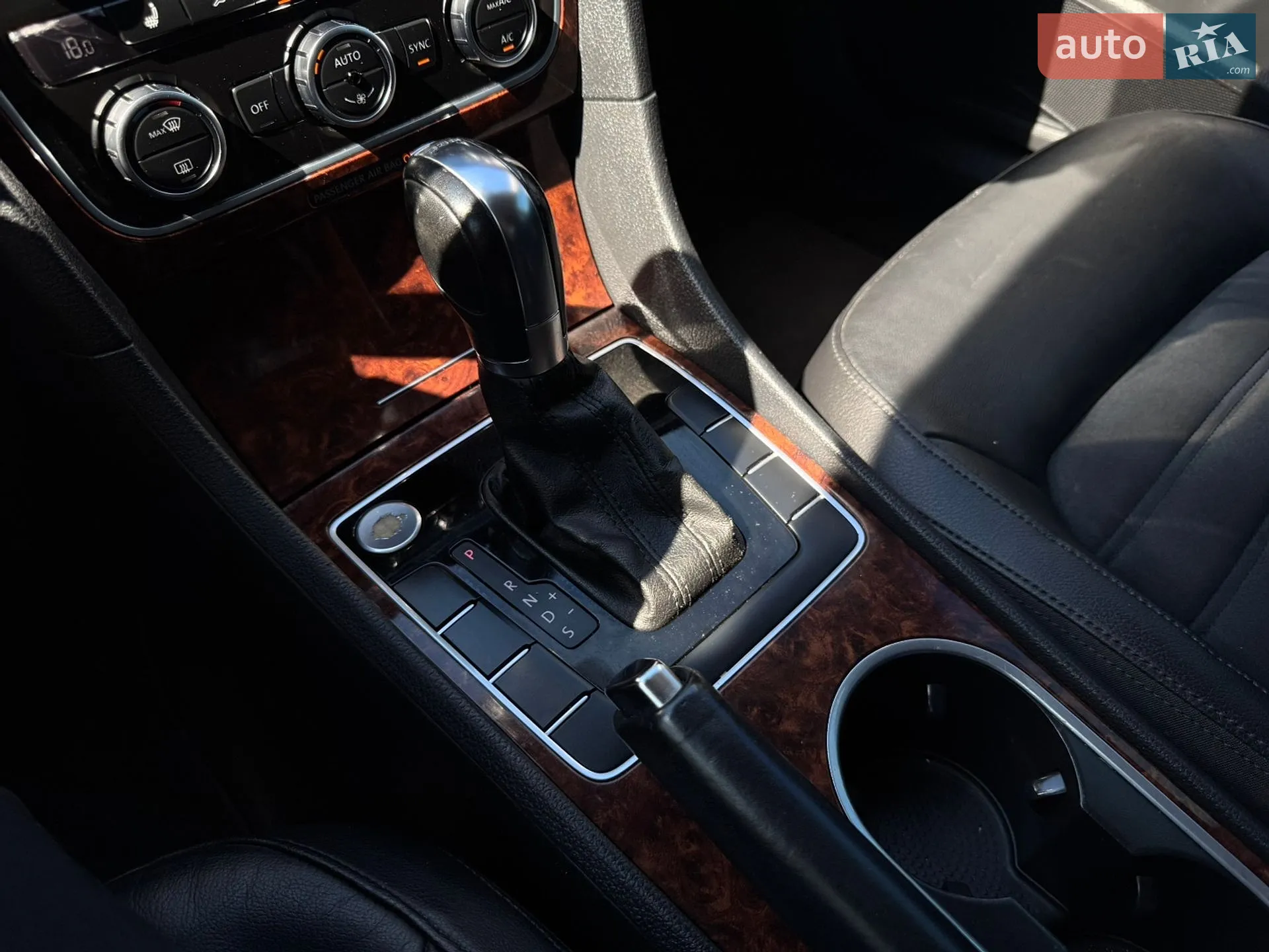2013 Volkswagen Passat - мініатюра 15