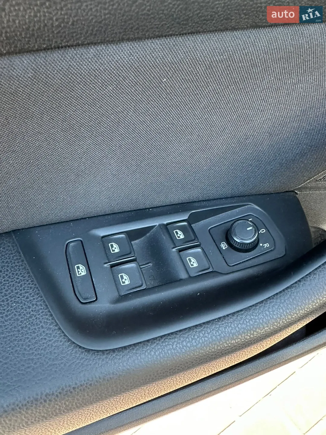 2015 Volkswagen Passat - мініатюра 32