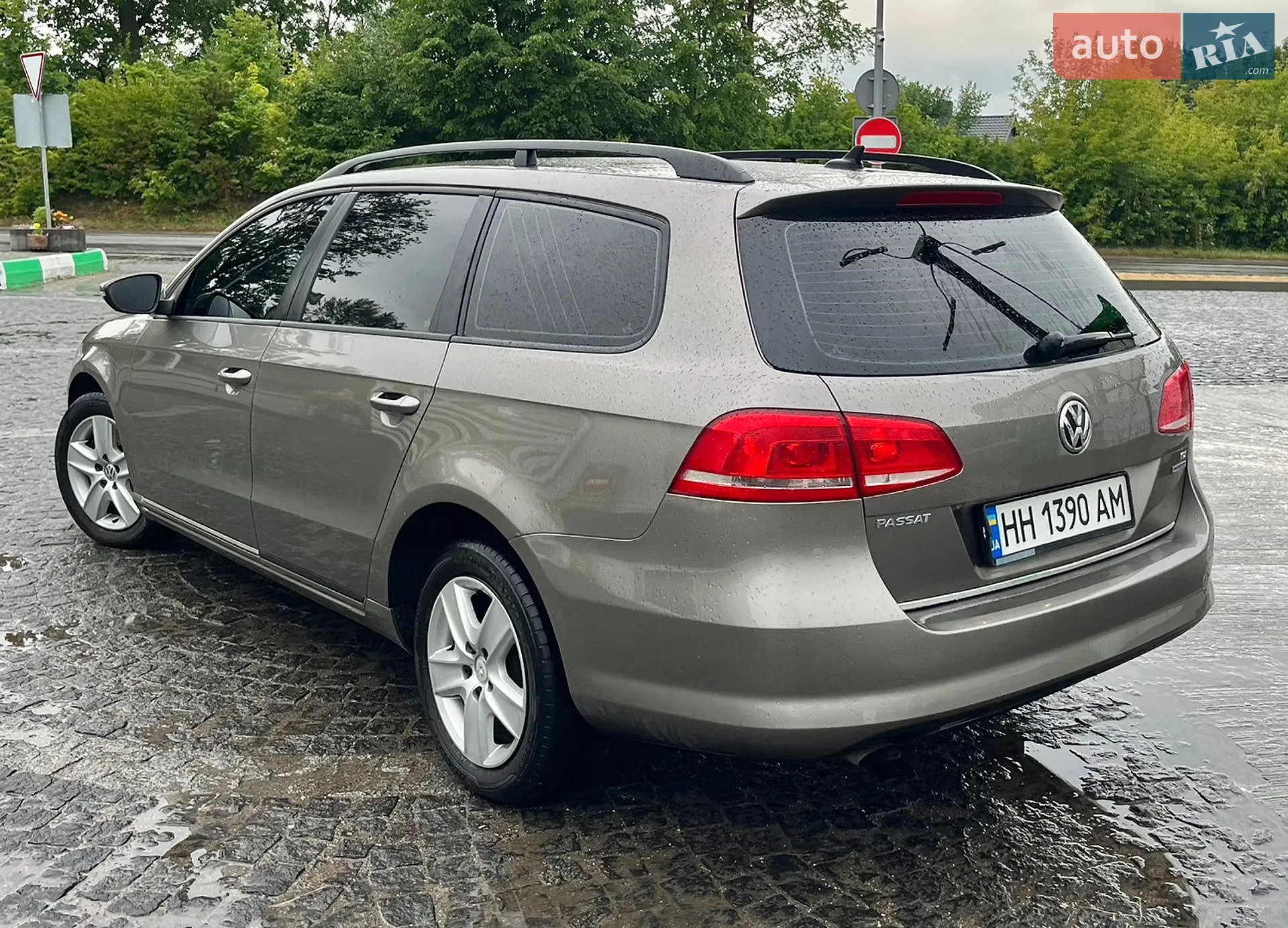 2011 Volkswagen Passat - мініатюра 12