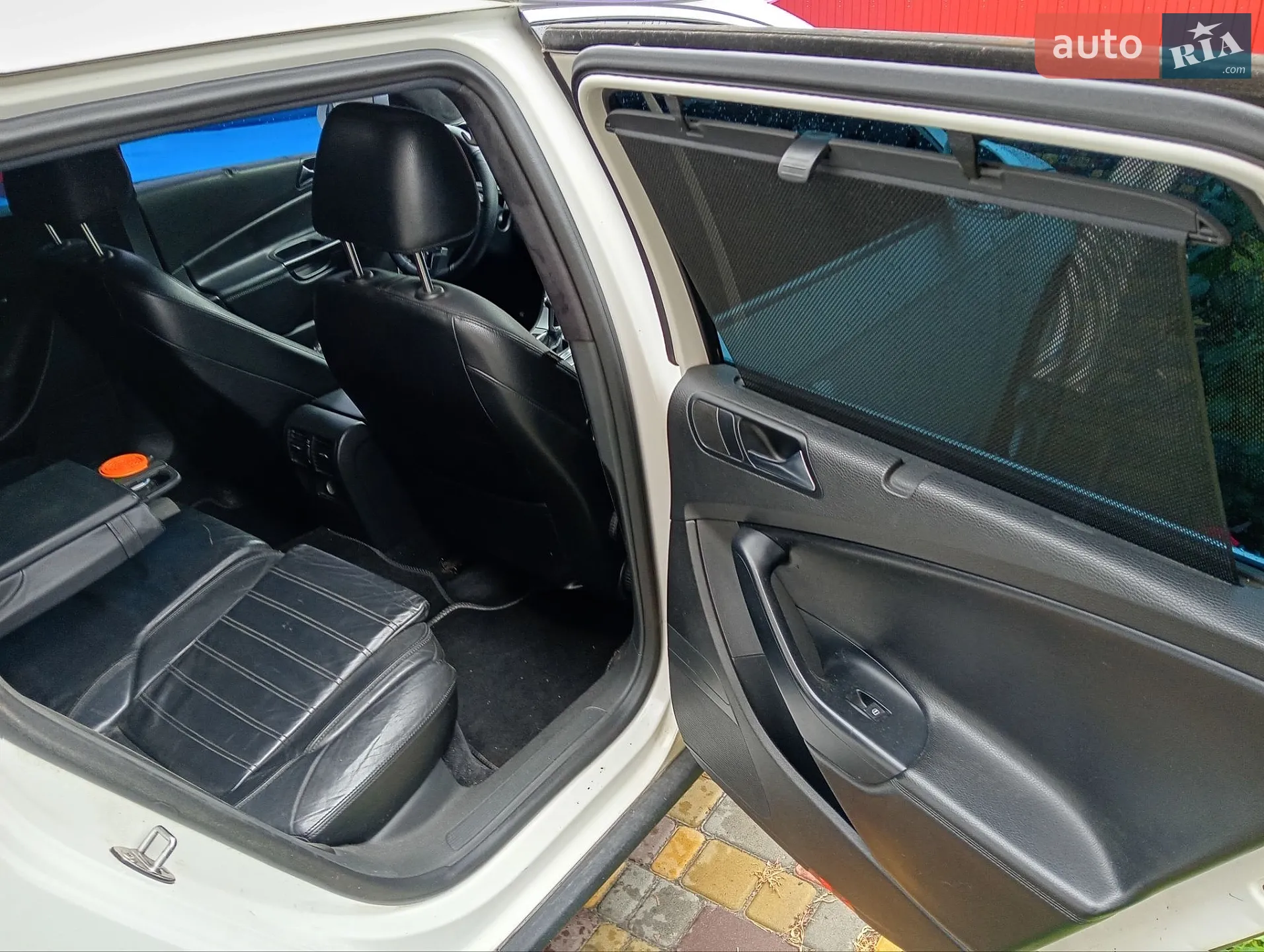 2010 Volkswagen Passat - мініатюра 10