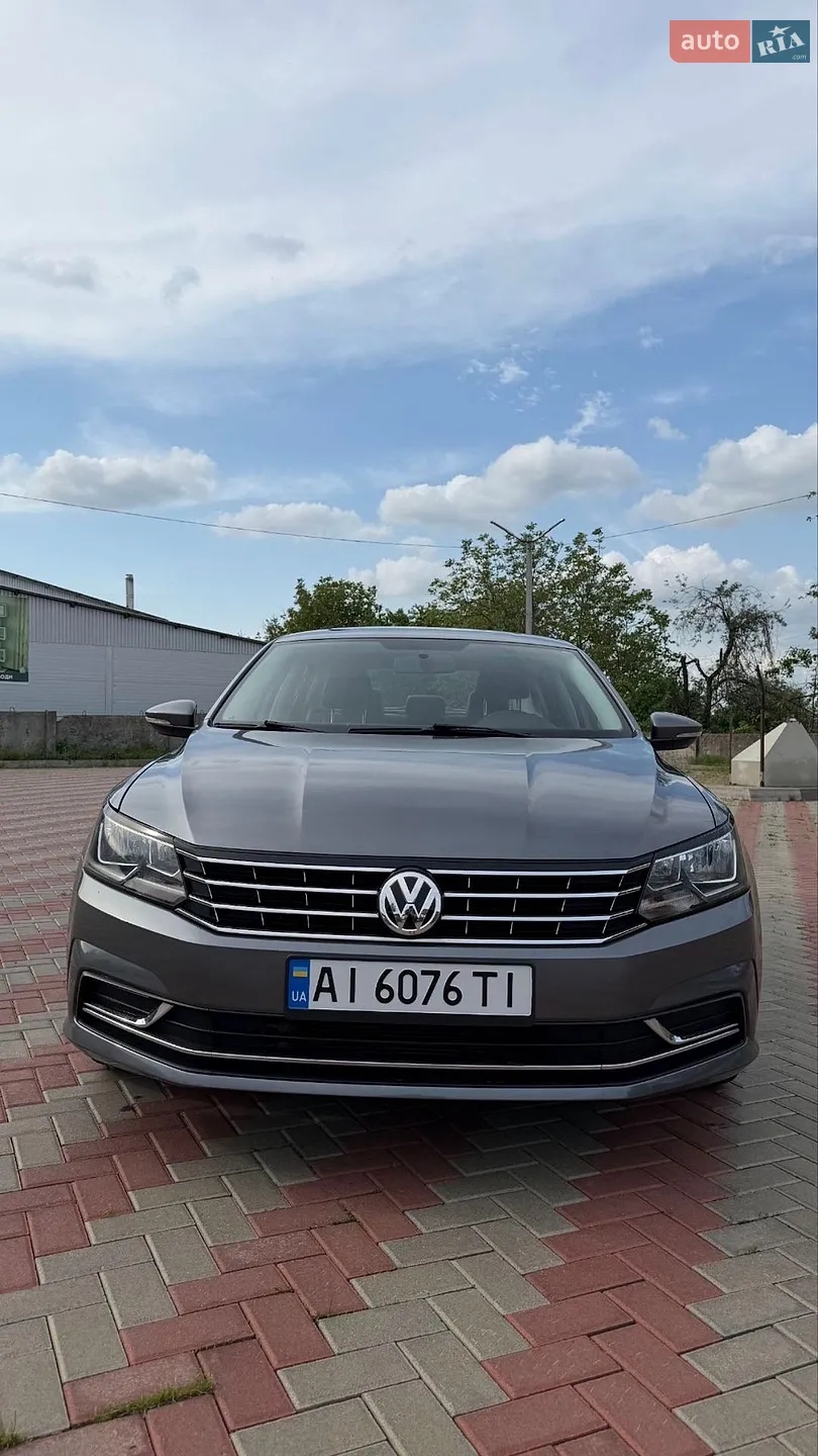 2018 Volkswagen Passat - мініатюра 2