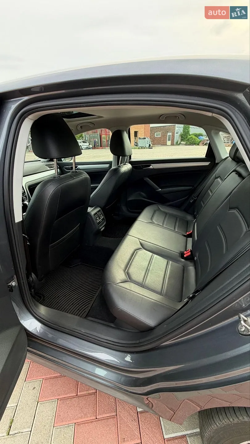 2018 Volkswagen Passat - мініатюра 11