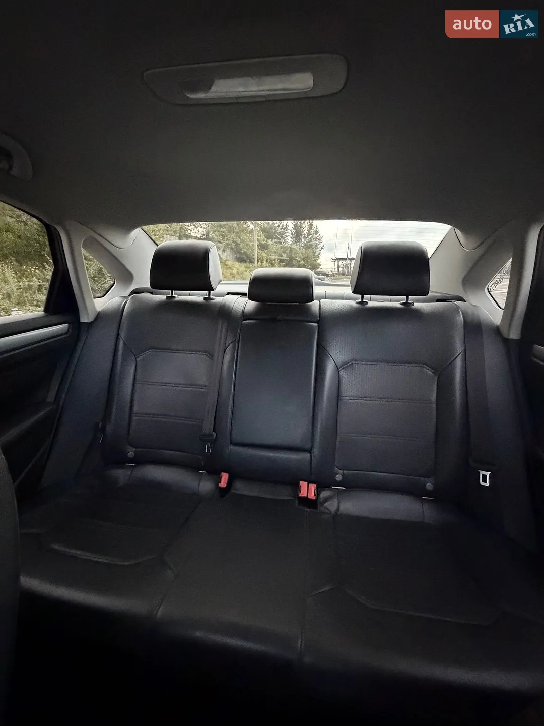 2015 Volkswagen Passat - мініатюра 21