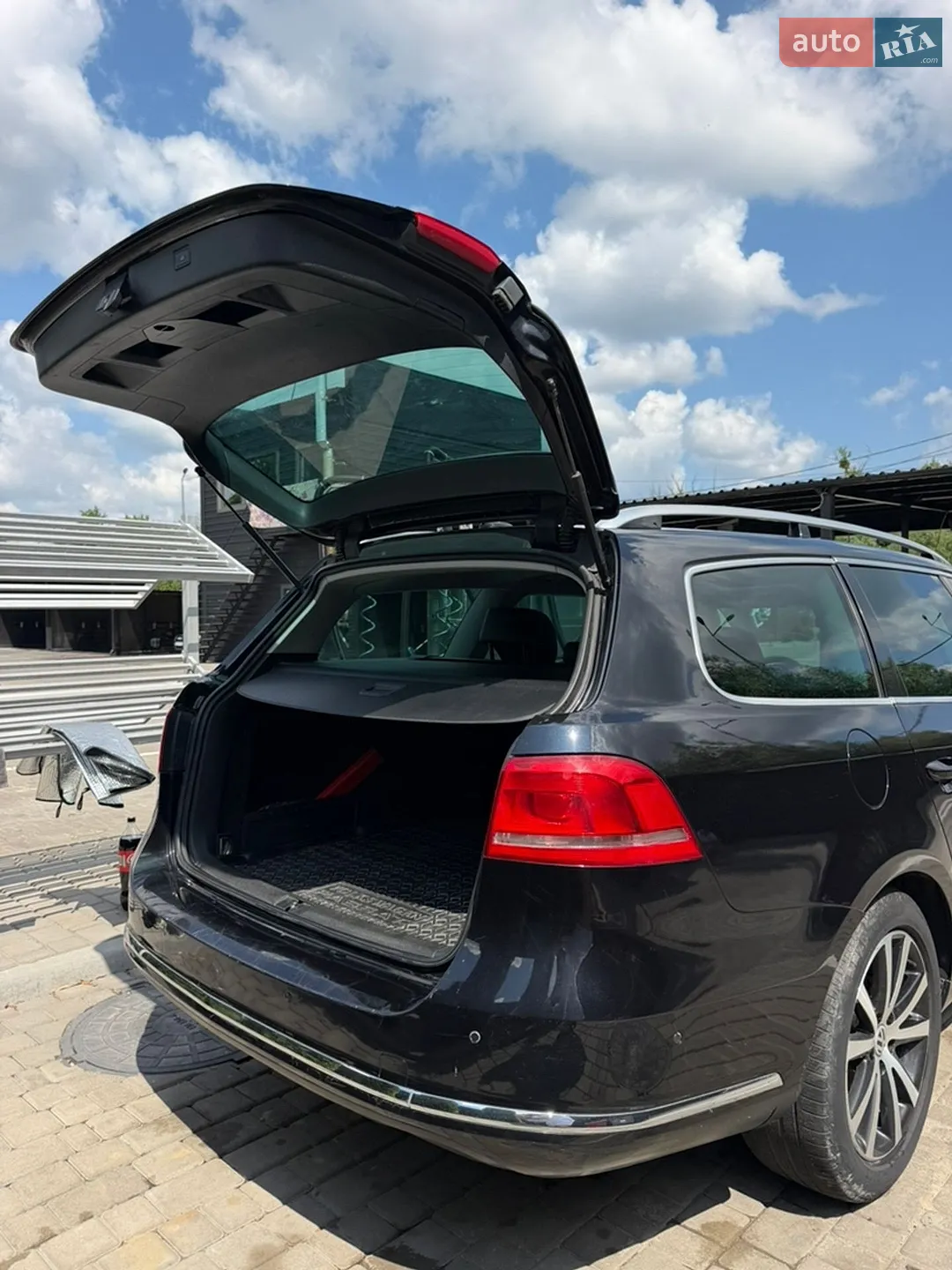 2011 Volkswagen Passat - мініатюра 15