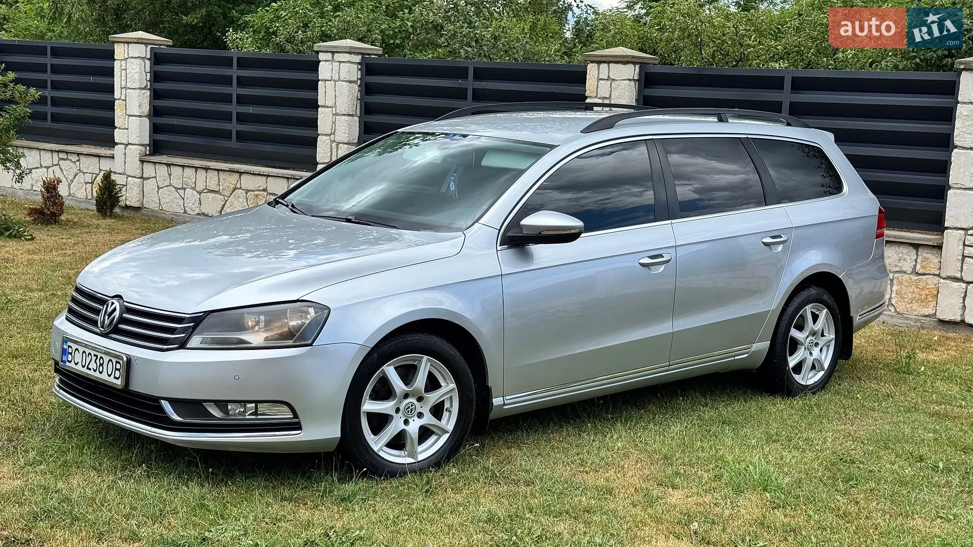 2011 Volkswagen Passat - фото 1