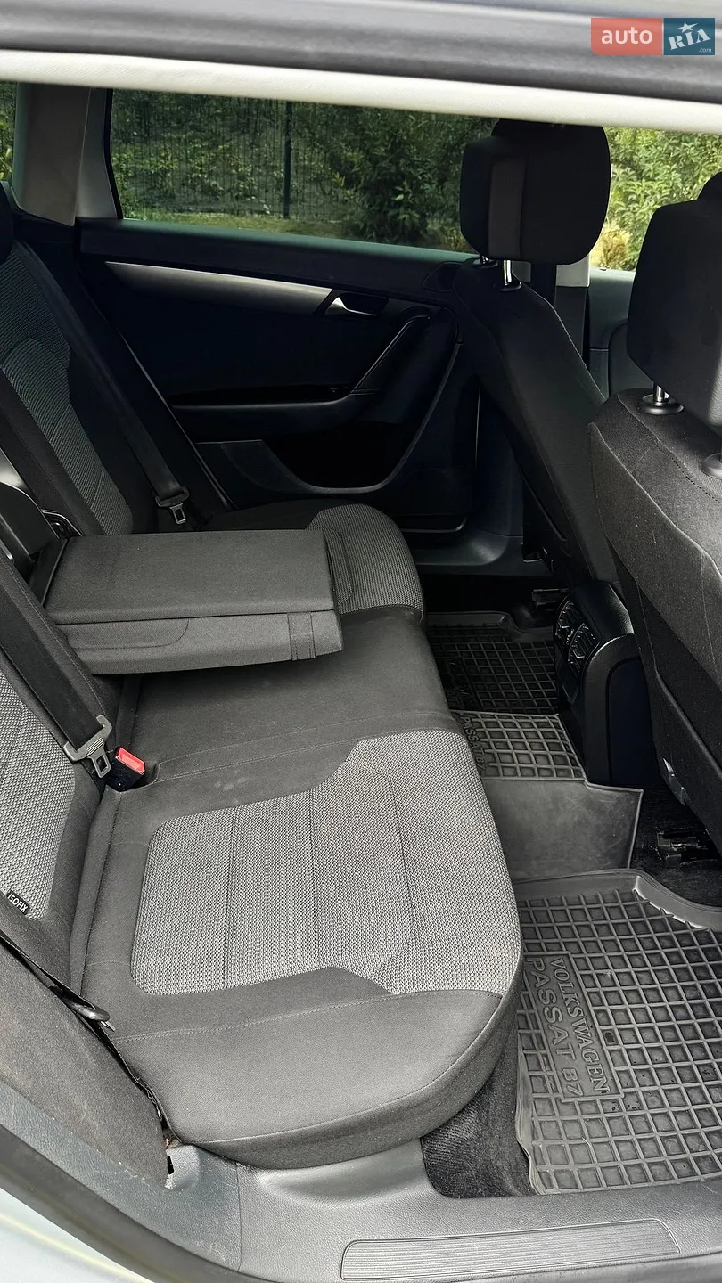 2011 Volkswagen Passat - мініатюра 15