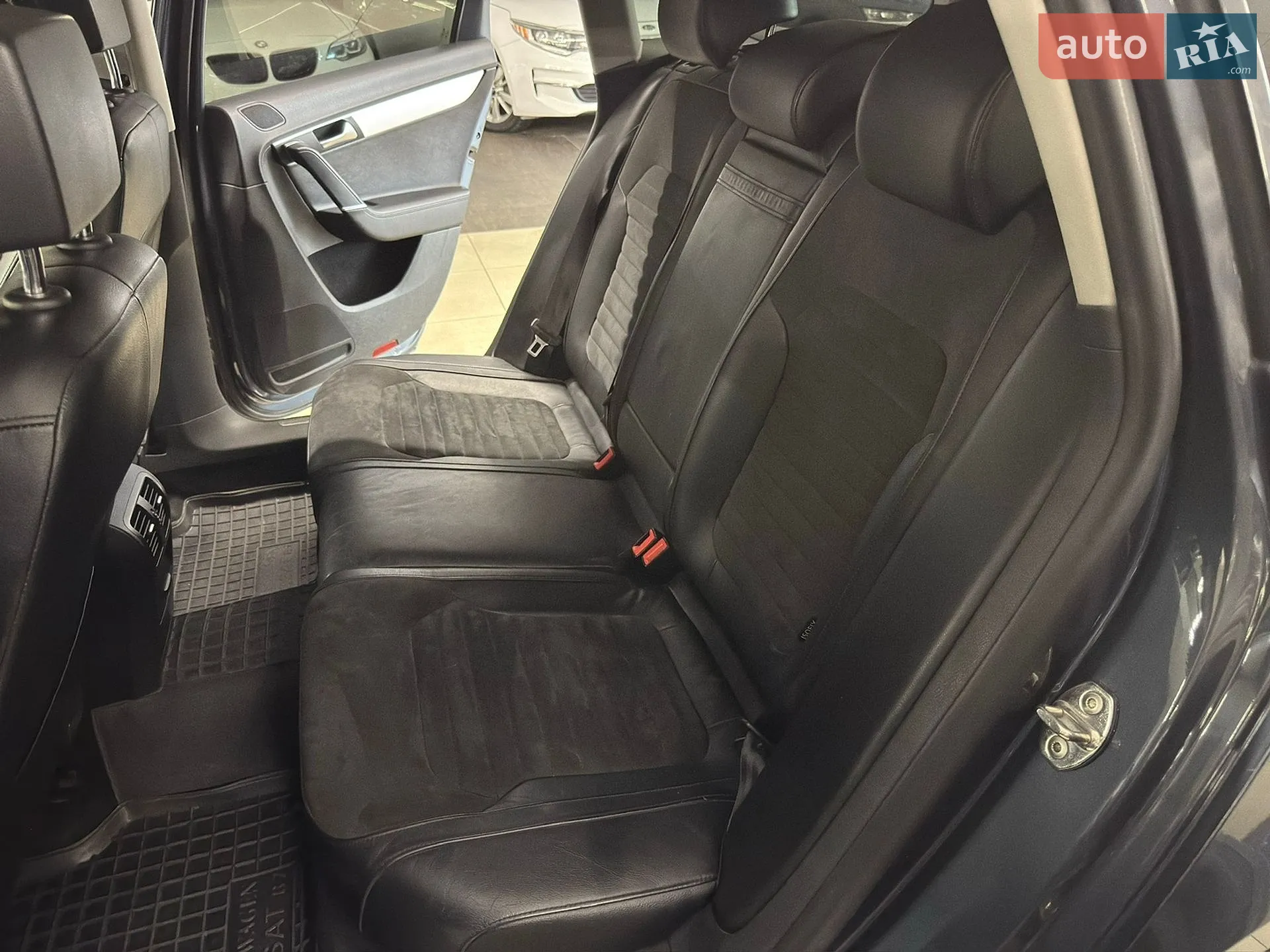 2011 Volkswagen Passat - мініатюра 15