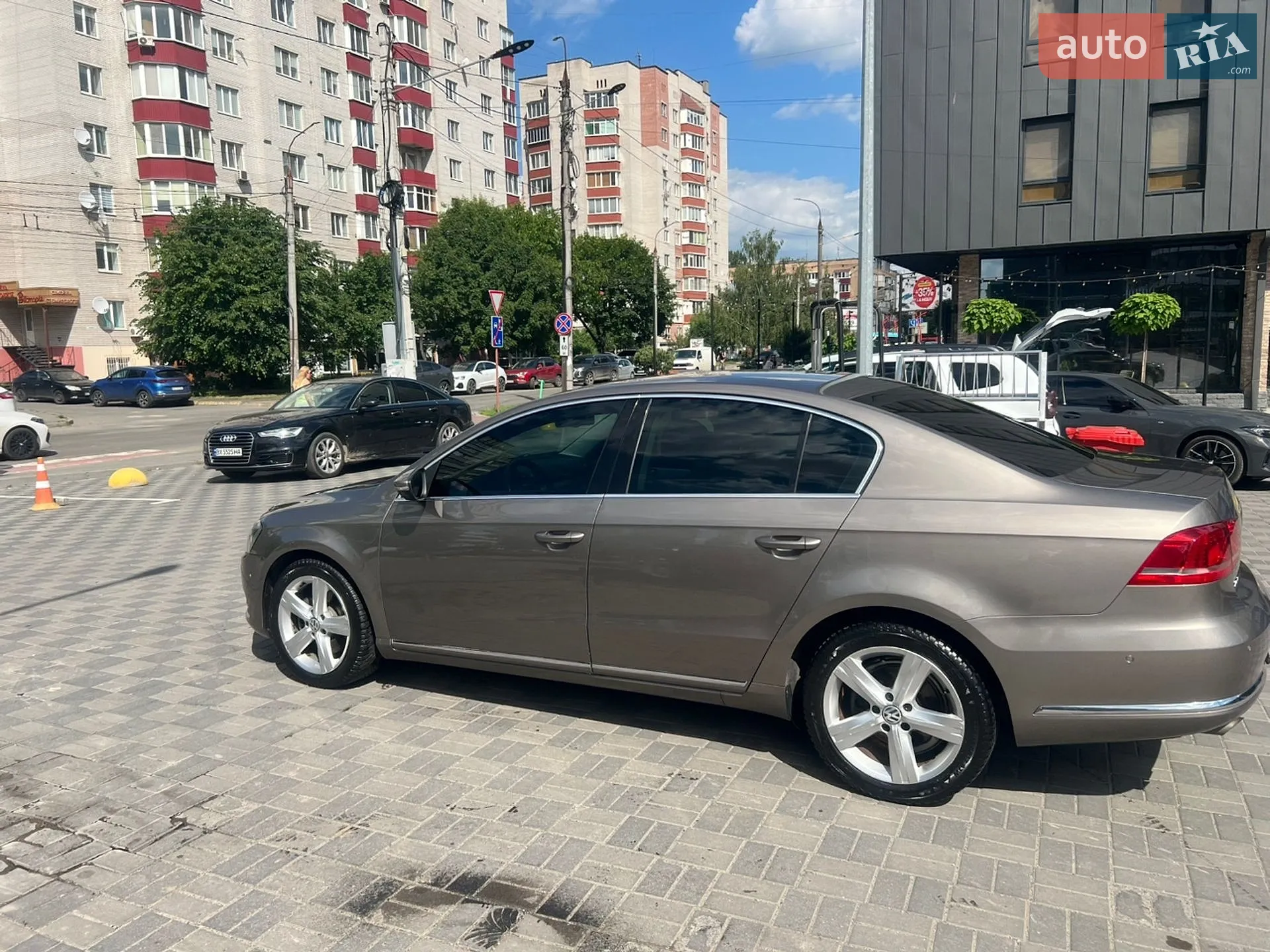 2011 Volkswagen Passat - мініатюра 3
