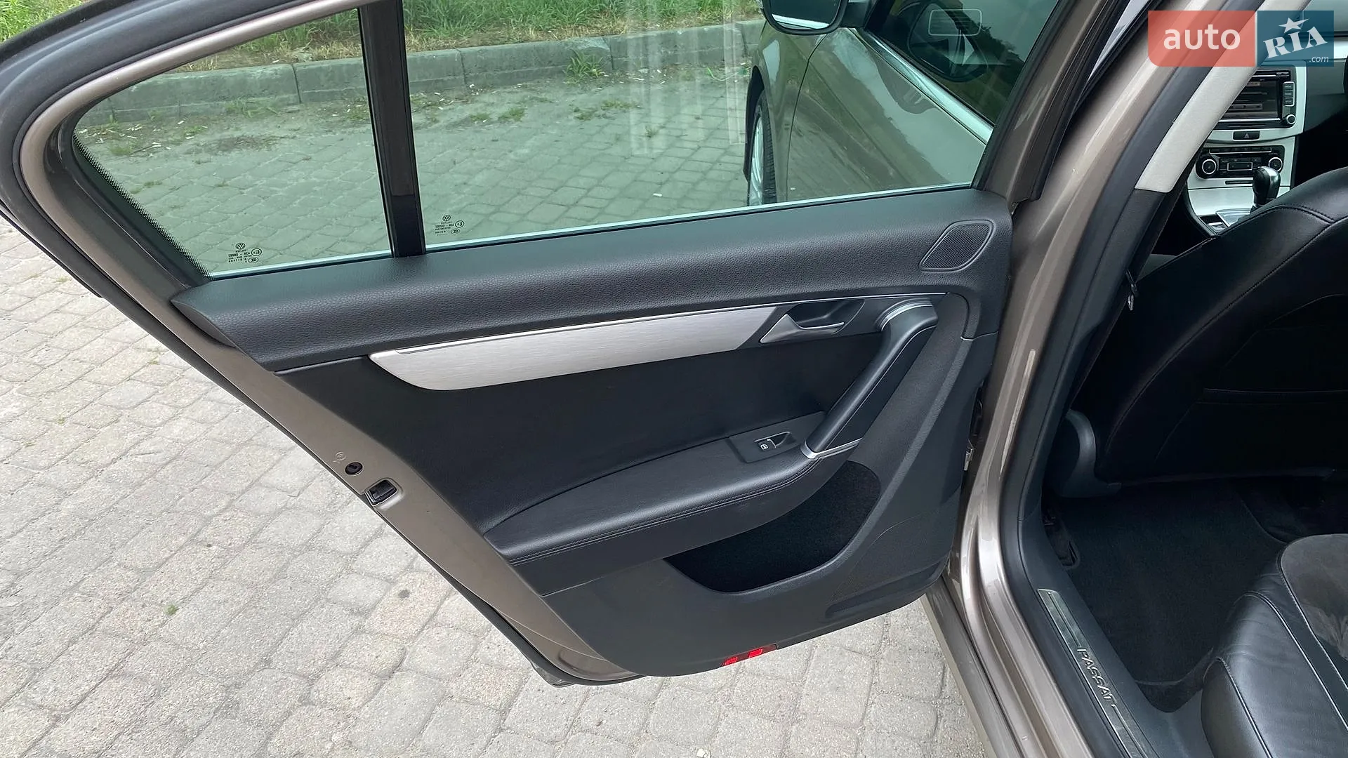 2011 Volkswagen Passat - мініатюра 11