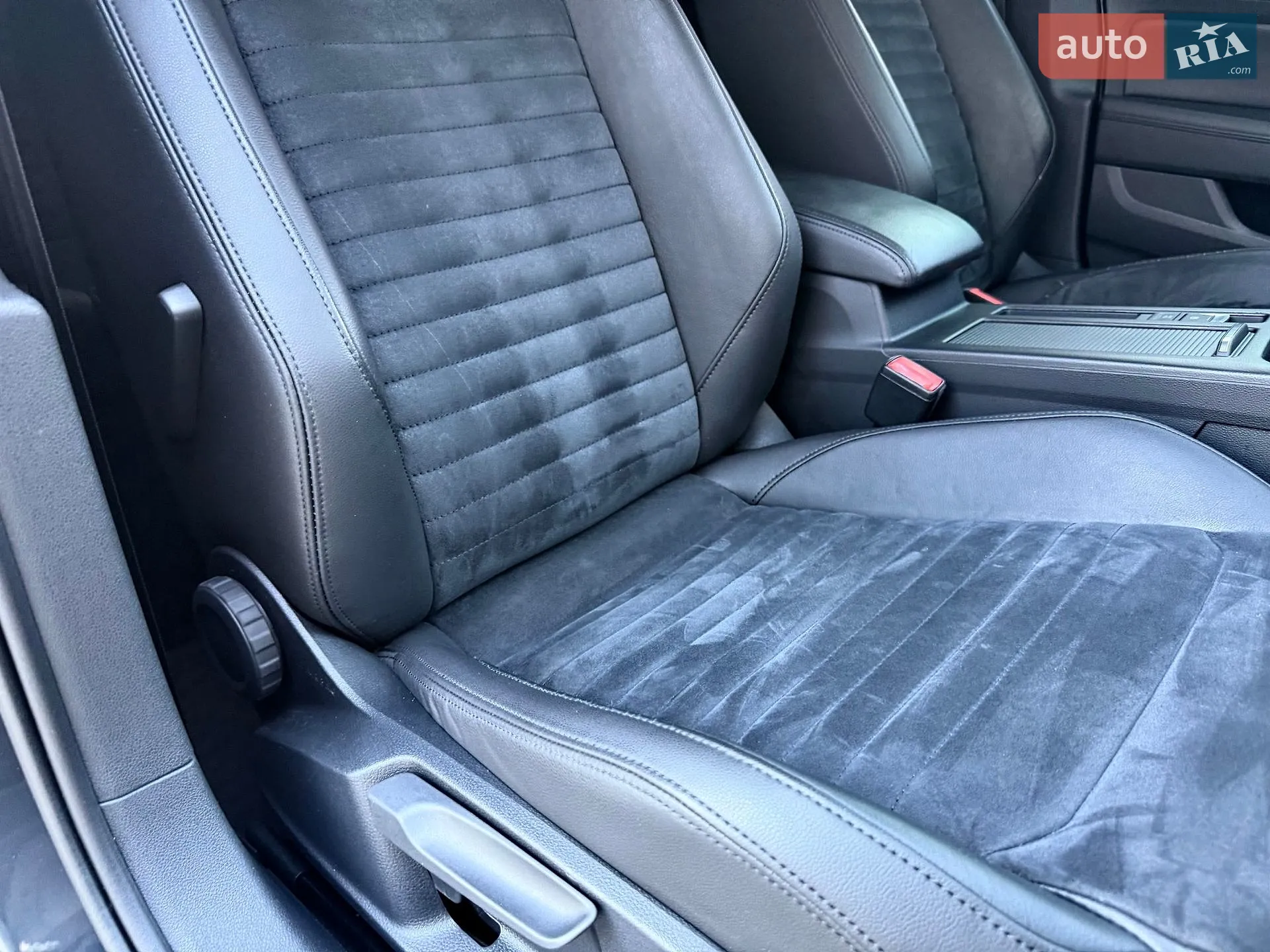 Volkswagen Passat 2016 VIN WVWZZZ3CZHE070117 фото оголошення 57 з 84
