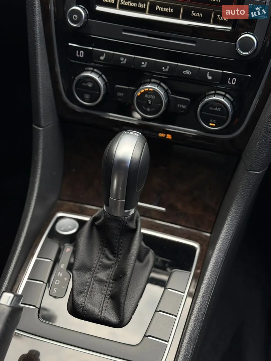 2014 Volkswagen Passat - мініатюра 19