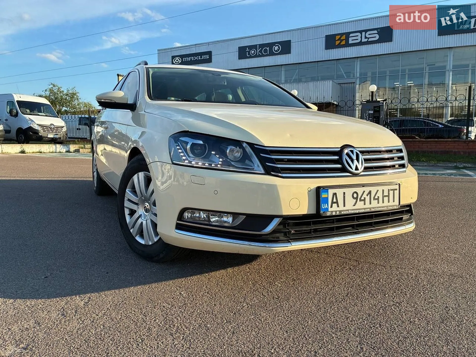 2014 Volkswagen Passat - мініатюра 2