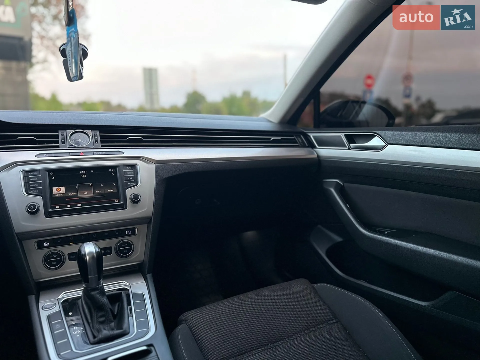2015 Volkswagen Passat - мініатюра 76