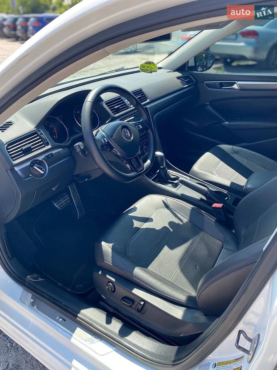 2016 Volkswagen Passat - мініатюра 8