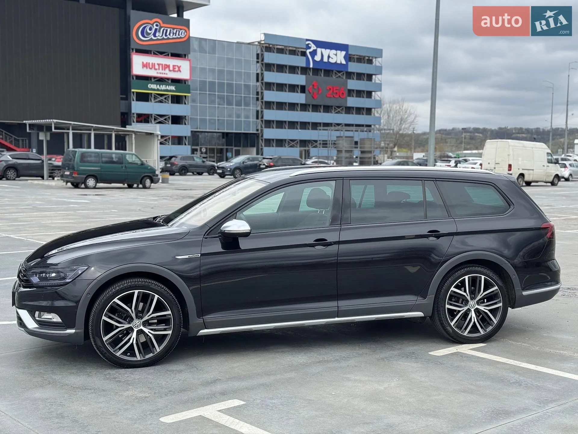 2019 Volkswagen Passat - мініатюра 16