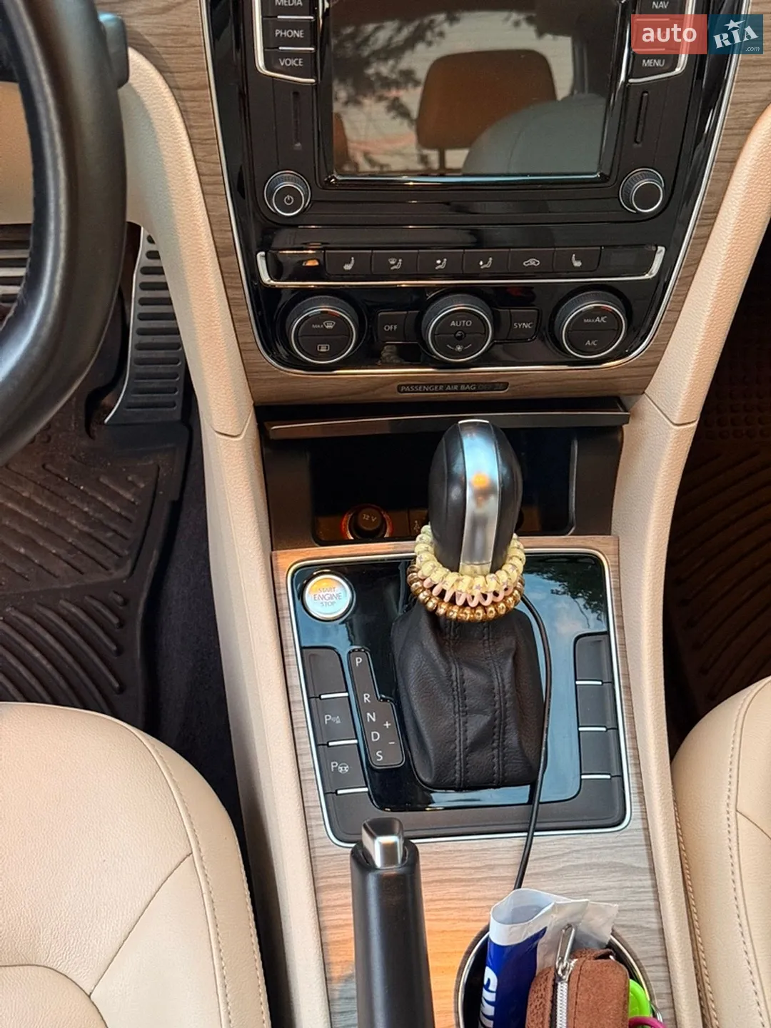 2016 Volkswagen Passat - мініатюра 25