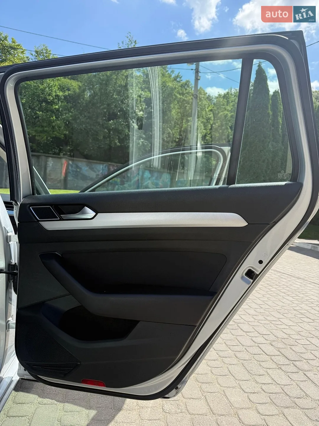 2018 Volkswagen Touareg - мініатюра 9