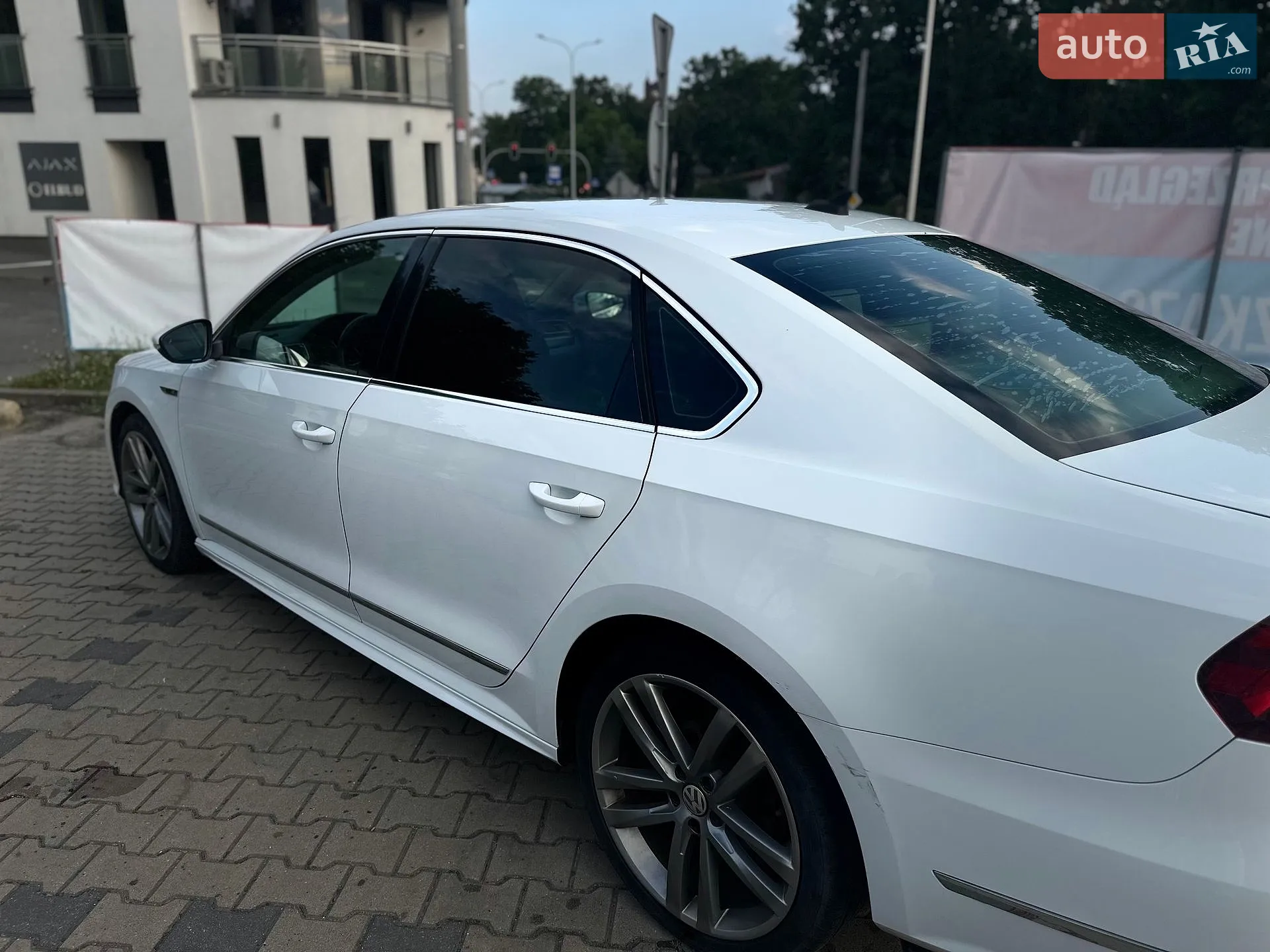 2016 Volkswagen Passat - мініатюра 14