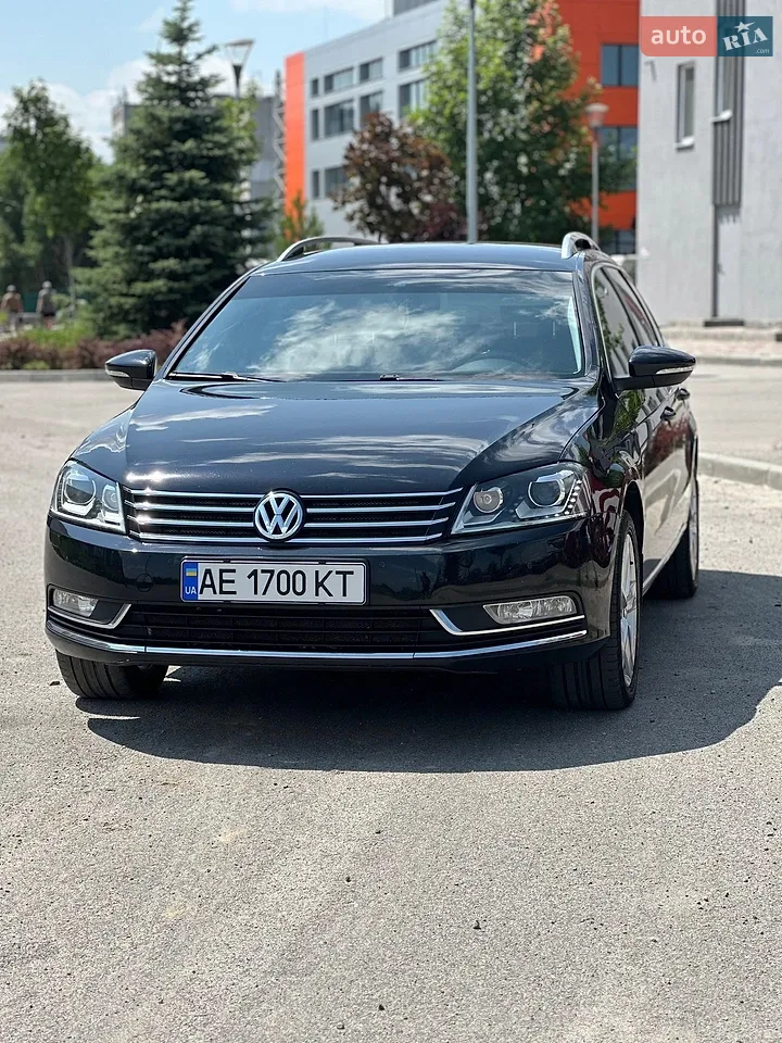 2010 Volkswagen Passat - мініатюра 31