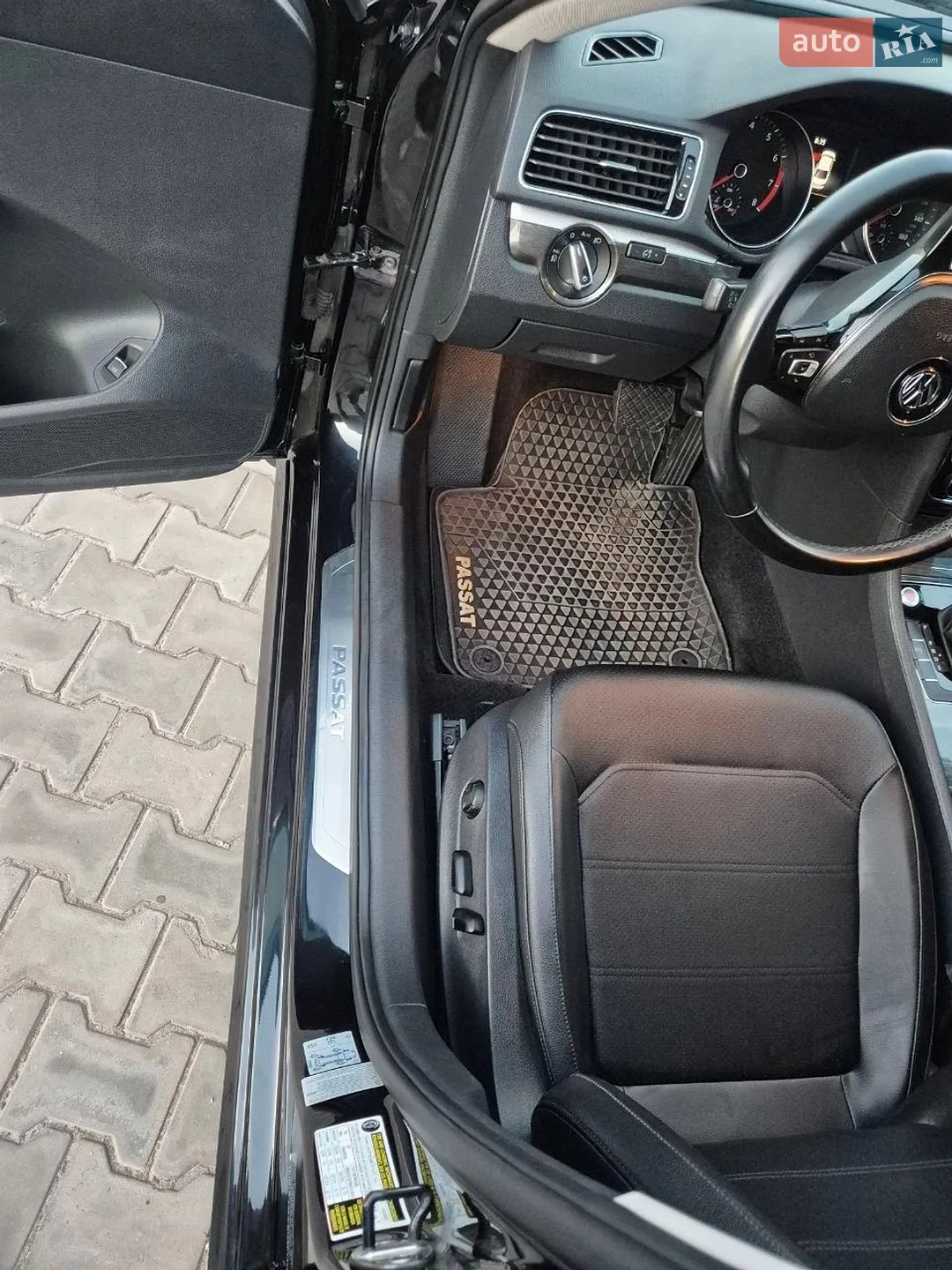 2016 Volkswagen Passat - мініатюра 32