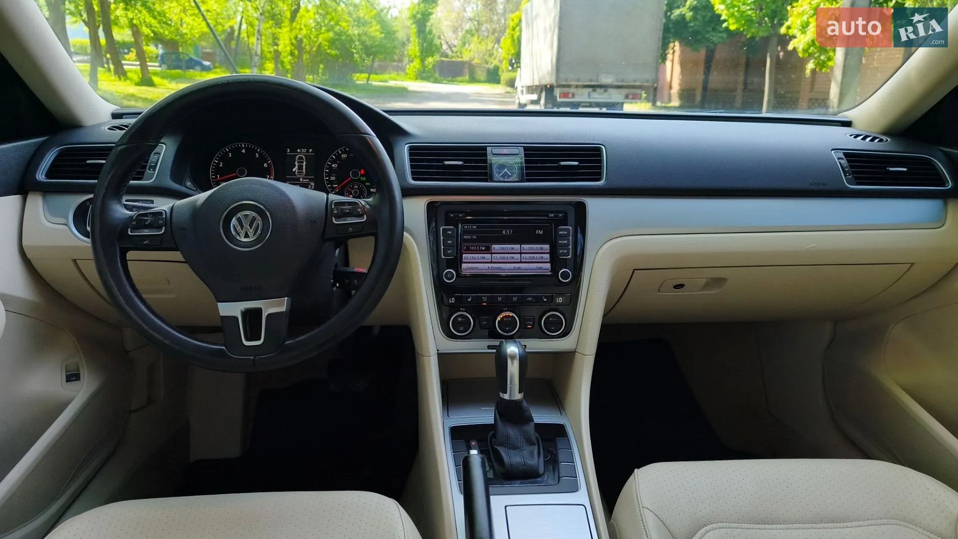 2011 Volkswagen Passat - мініатюра 29