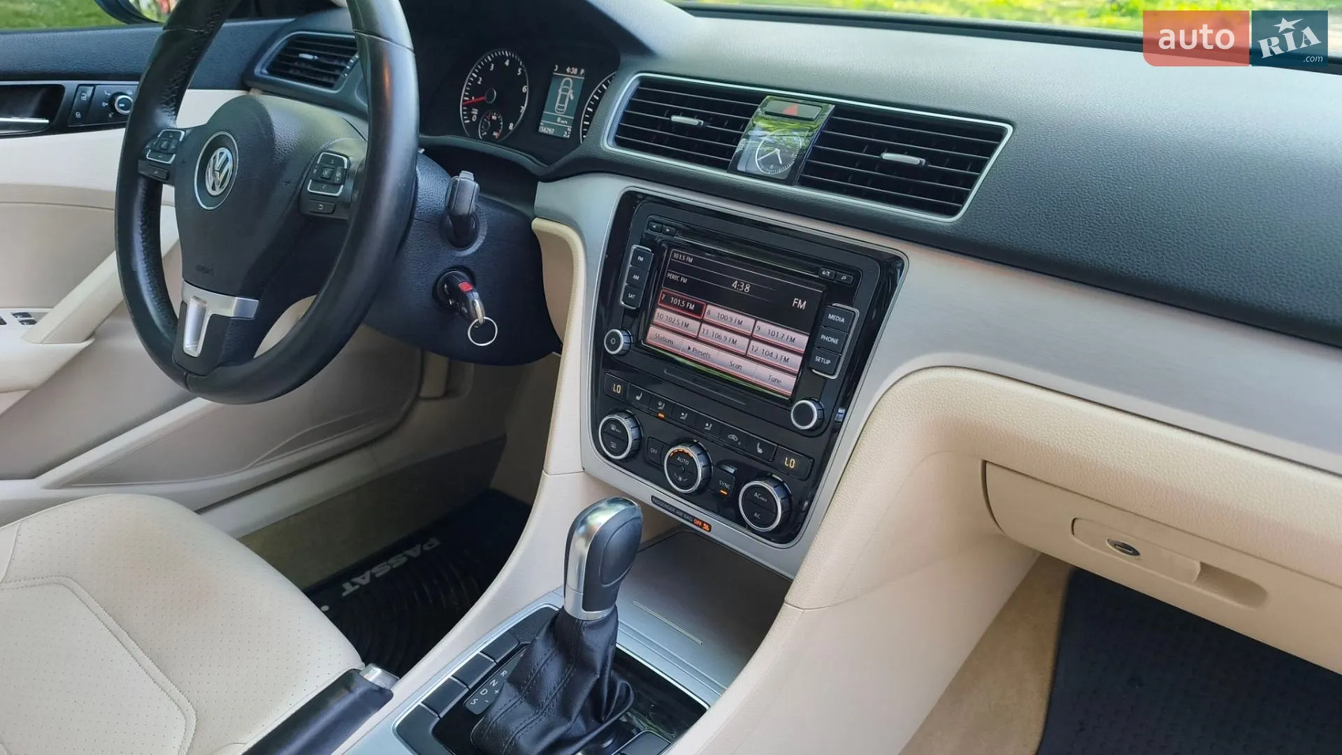 2011 Volkswagen Passat - мініатюра 32
