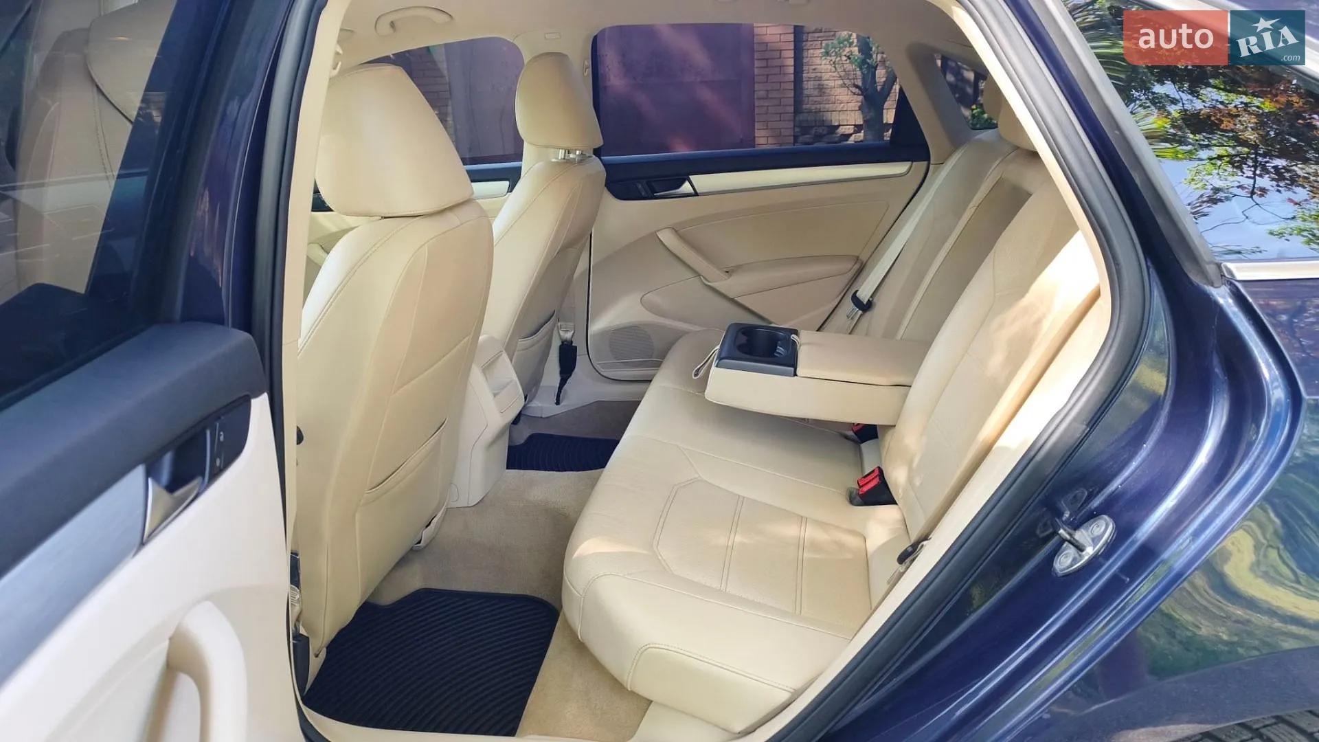 2011 Volkswagen Passat - мініатюра 44