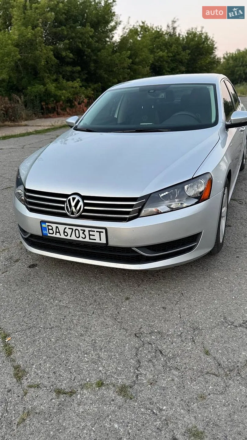 2012 Volkswagen Passat - фото 1