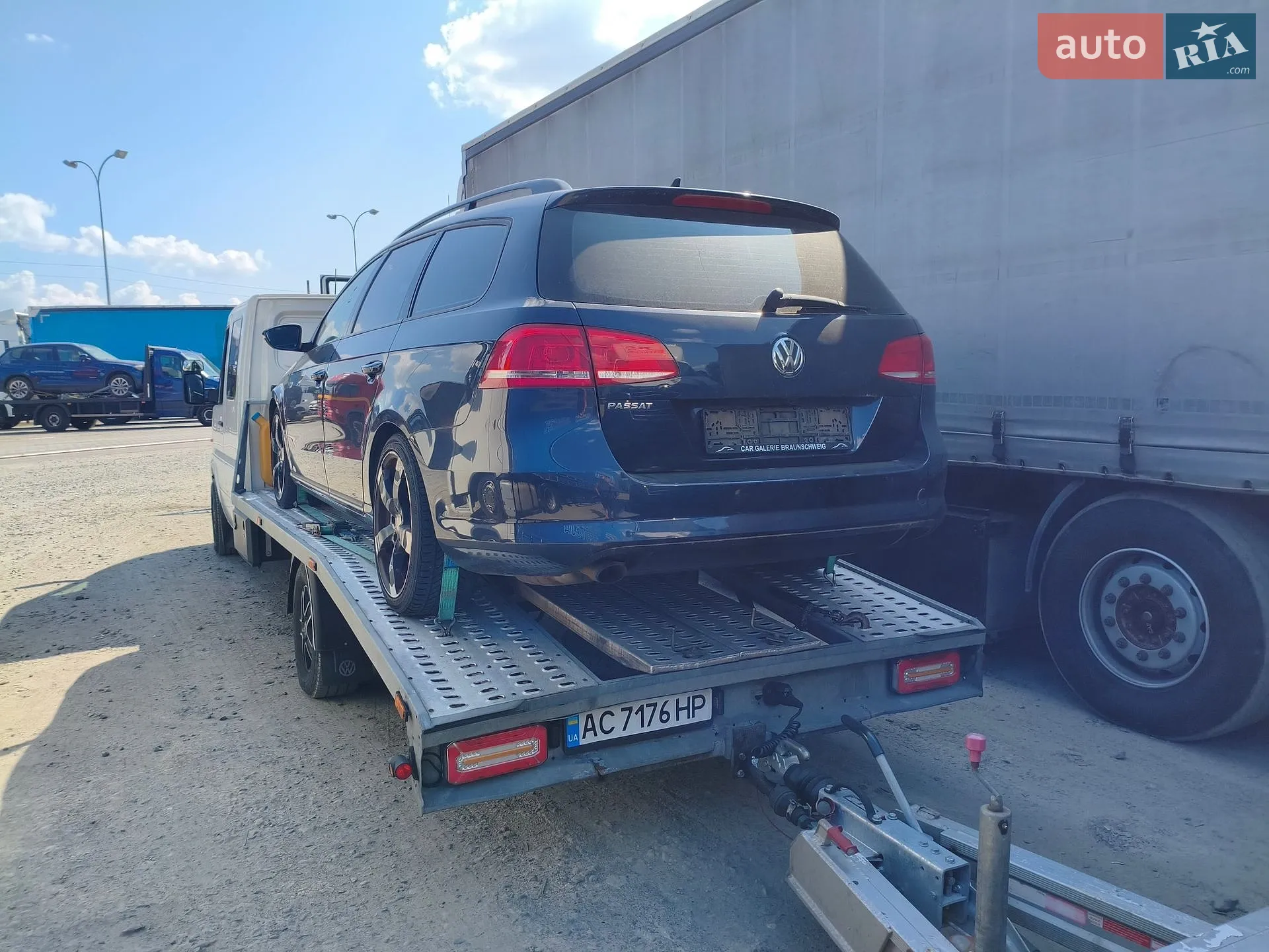 2010 Volkswagen Passat - мініатюра 4