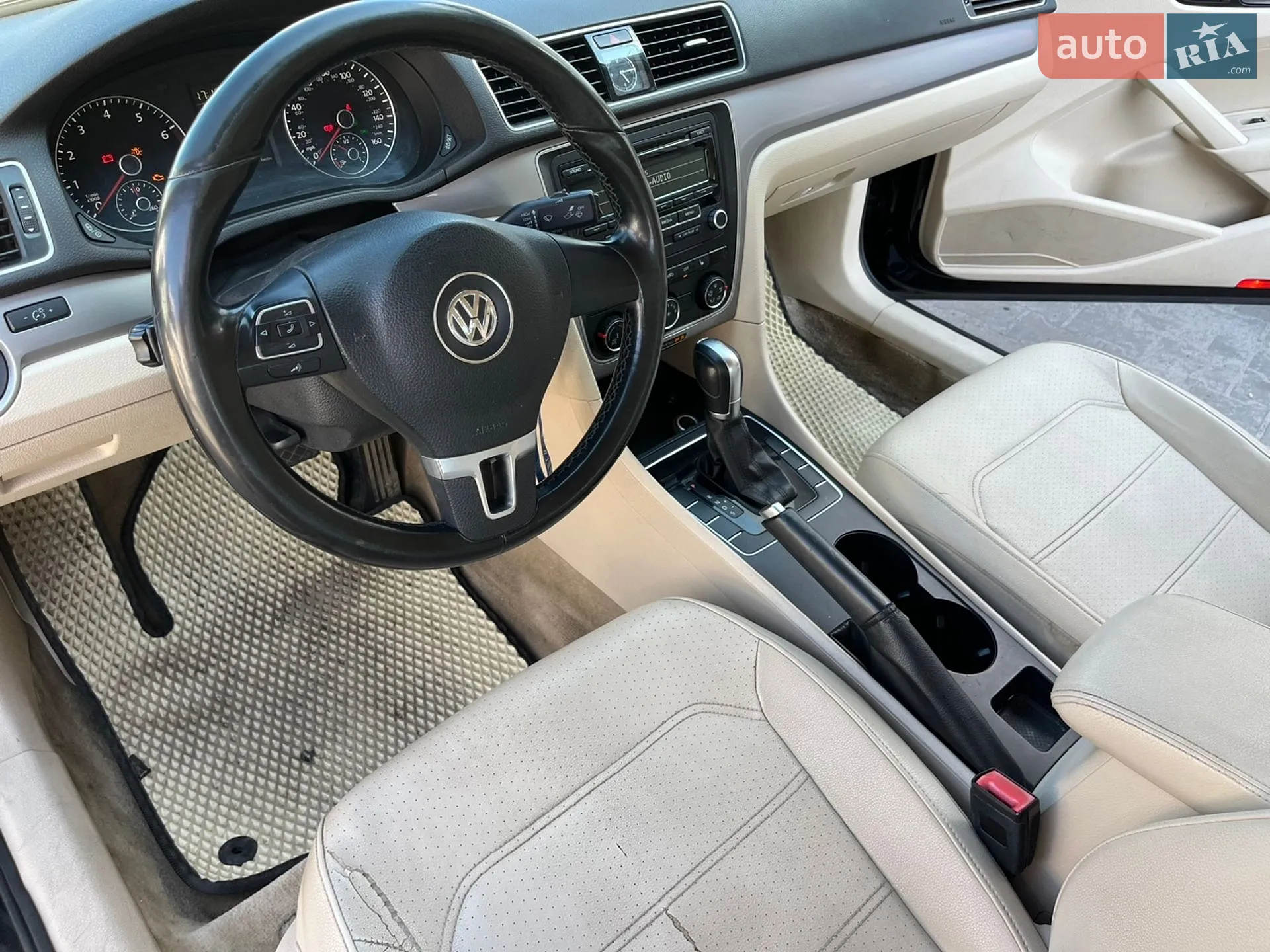 2014 Volkswagen Passat - мініатюра 40