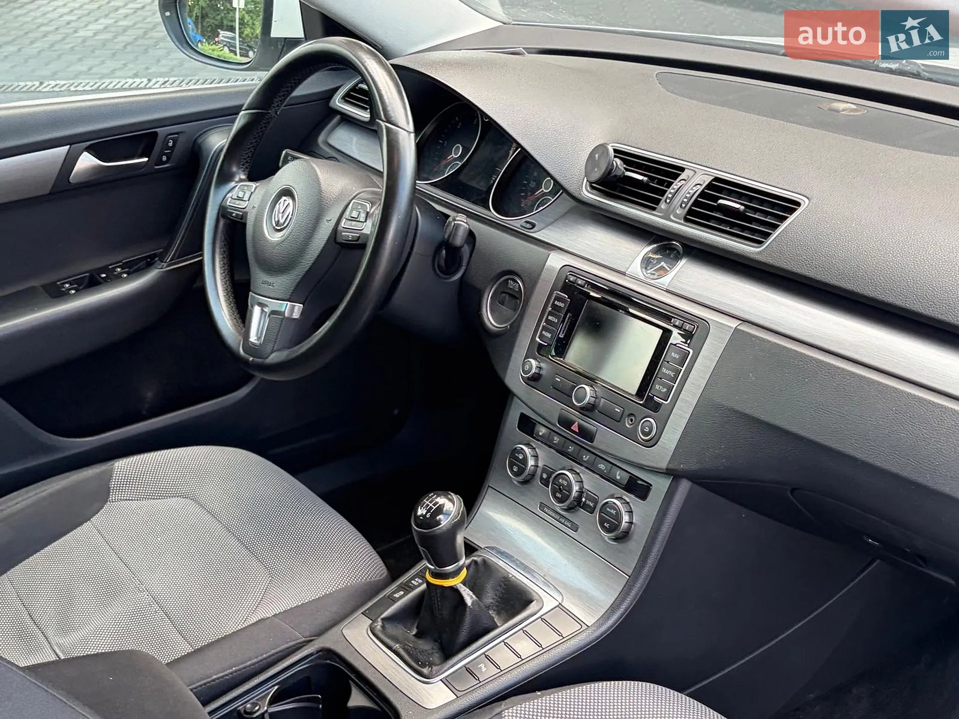 2012 Volkswagen Passat - мініатюра 32