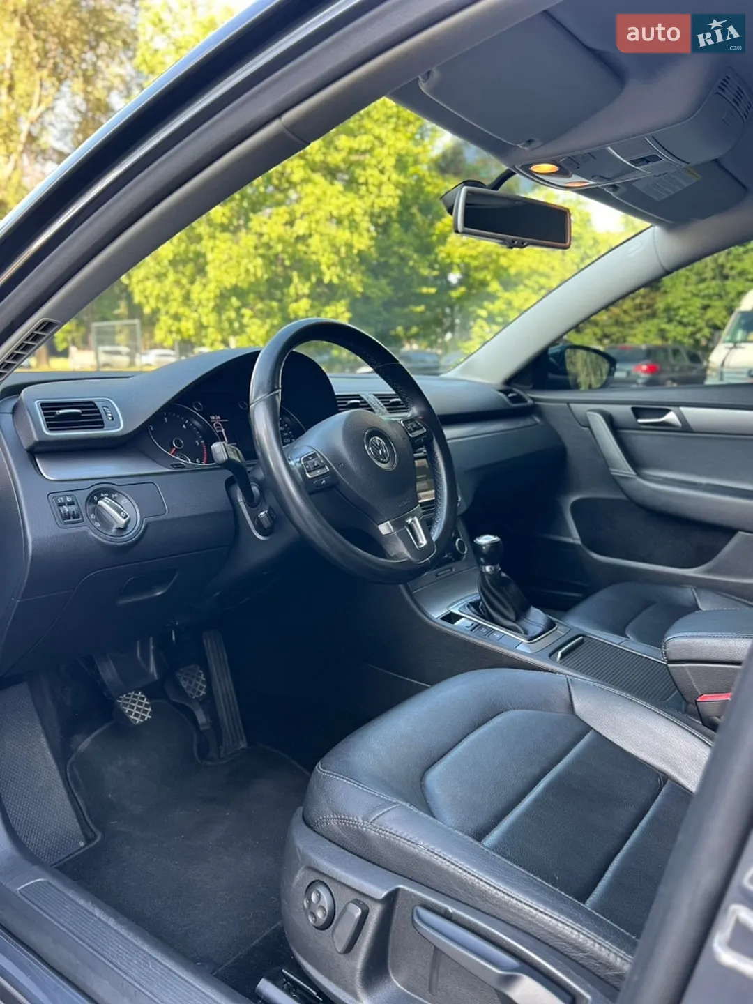 2011 Volkswagen Passat - мініатюра 9