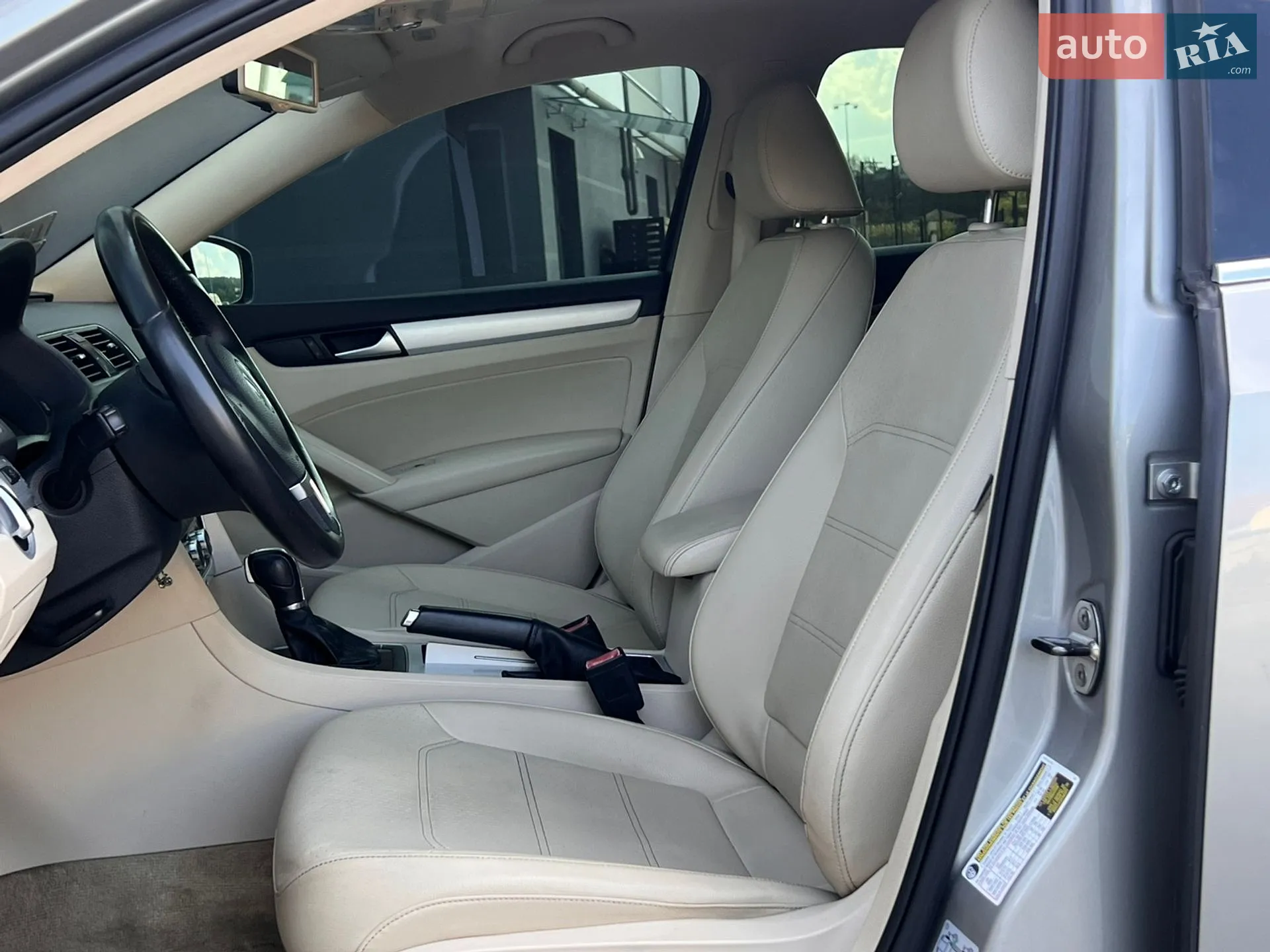 2013 Volkswagen Passat - мініатюра 25