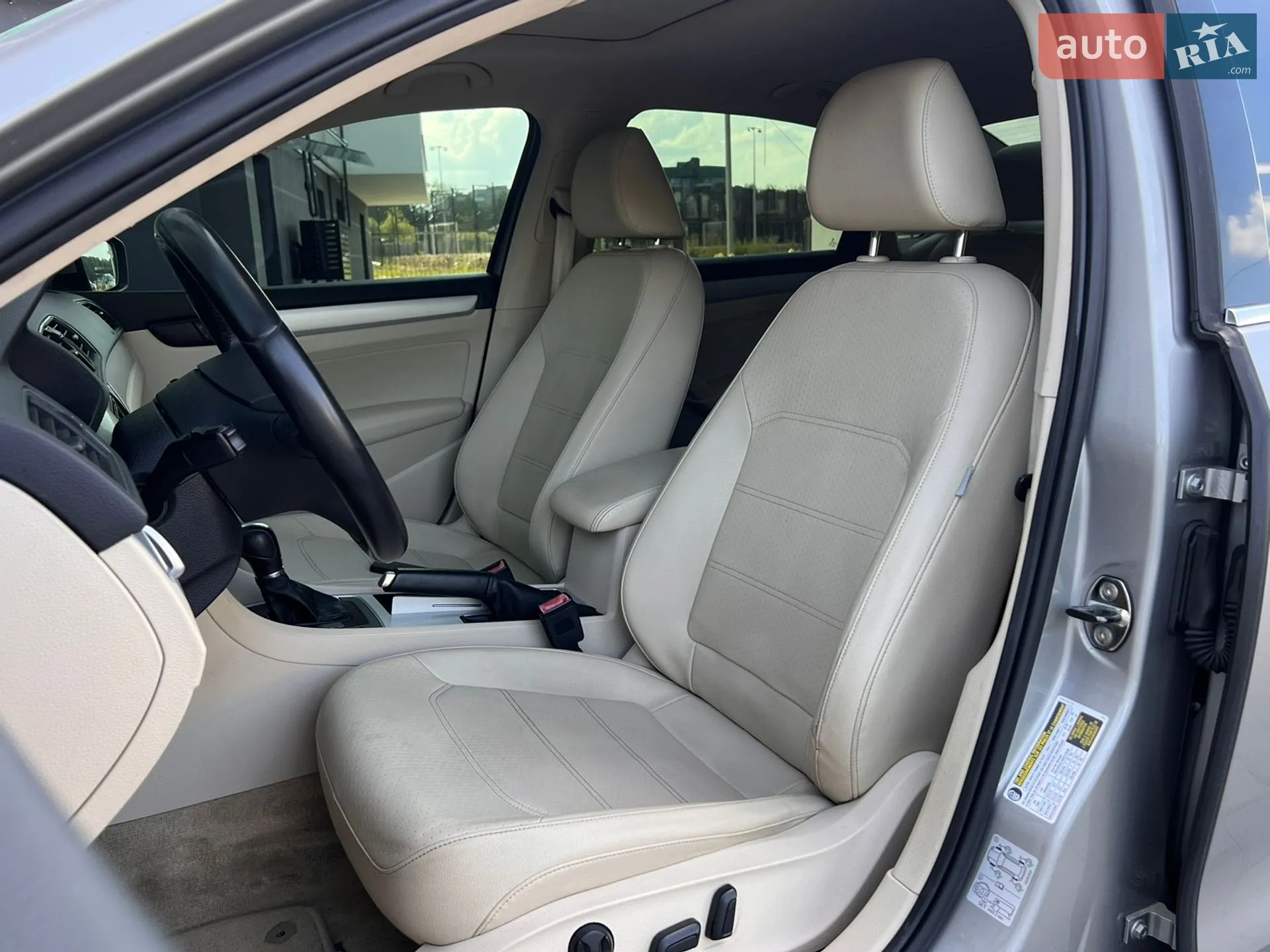 2013 Volkswagen Passat - мініатюра 29