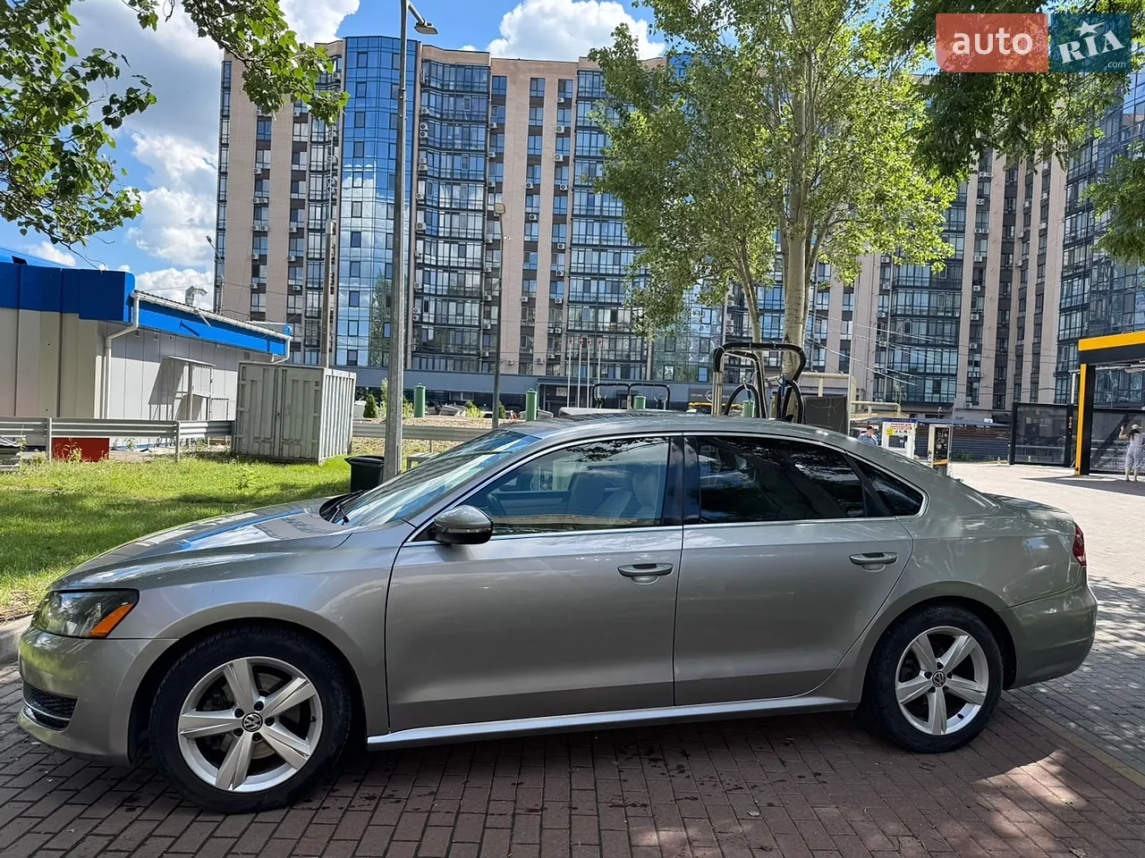 2011 Volkswagen Passat - мініатюра 21