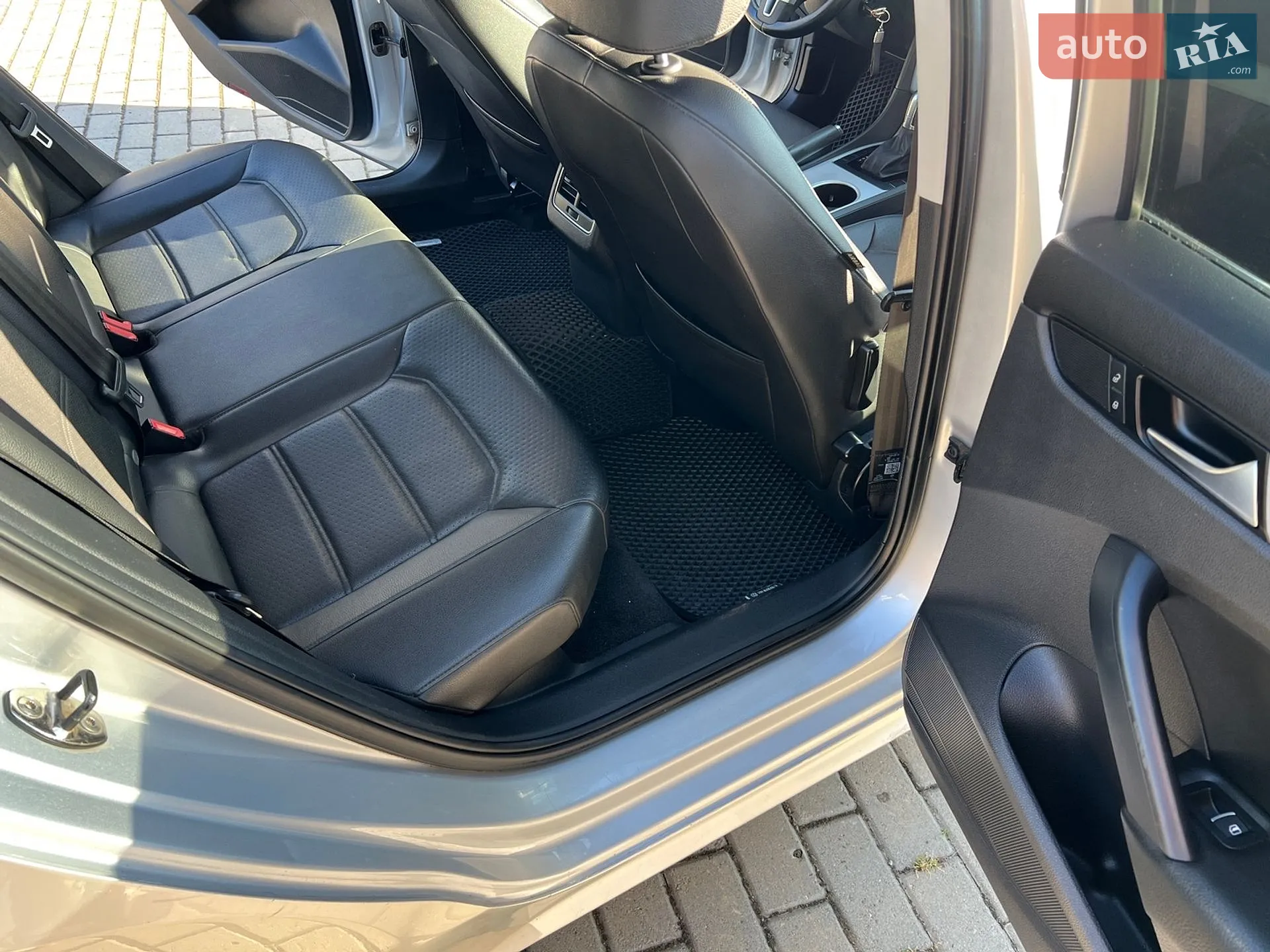 2012 Volkswagen Passat - мініатюра 28