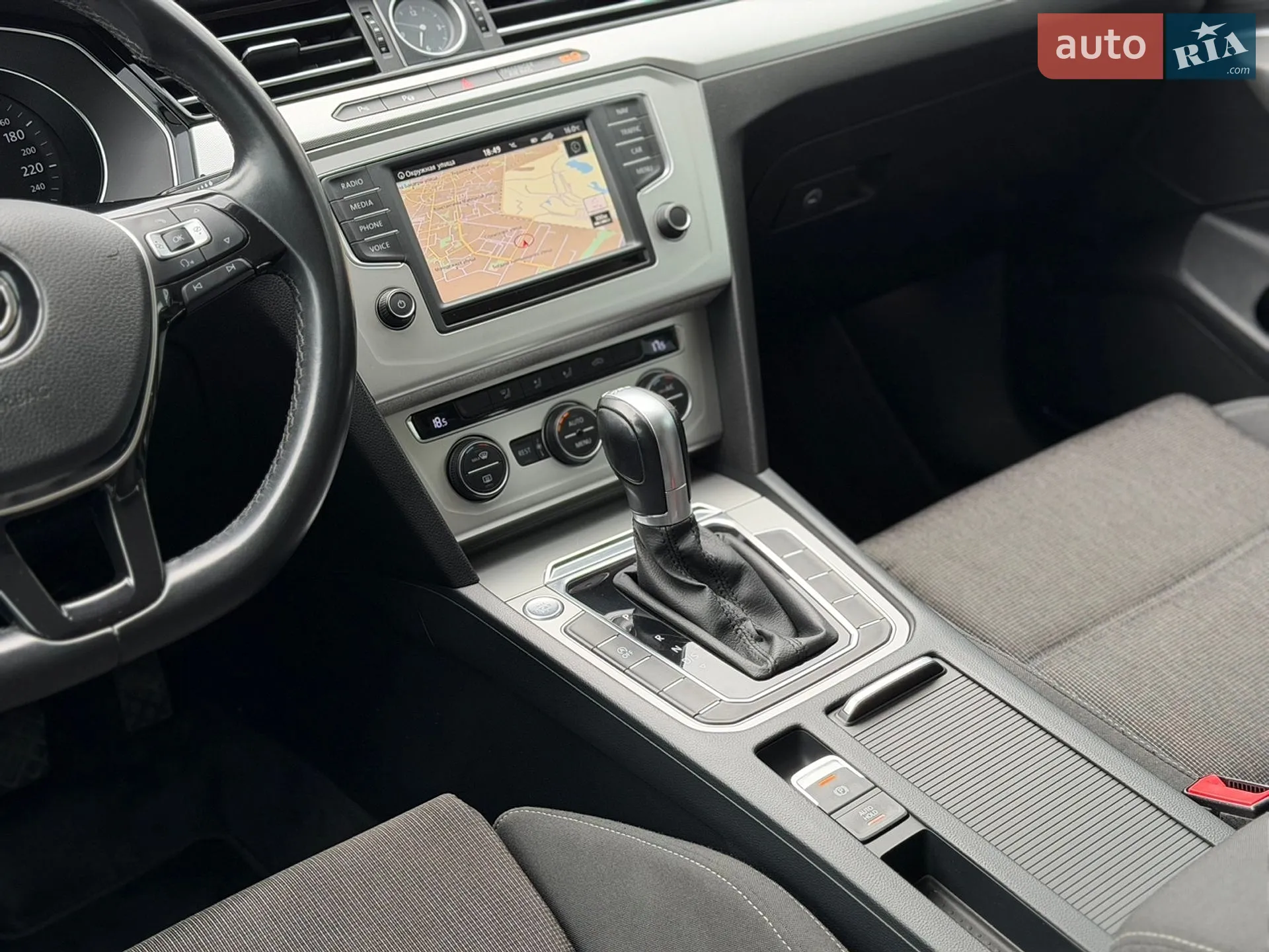 2015 Volkswagen Passat - мініатюра 26