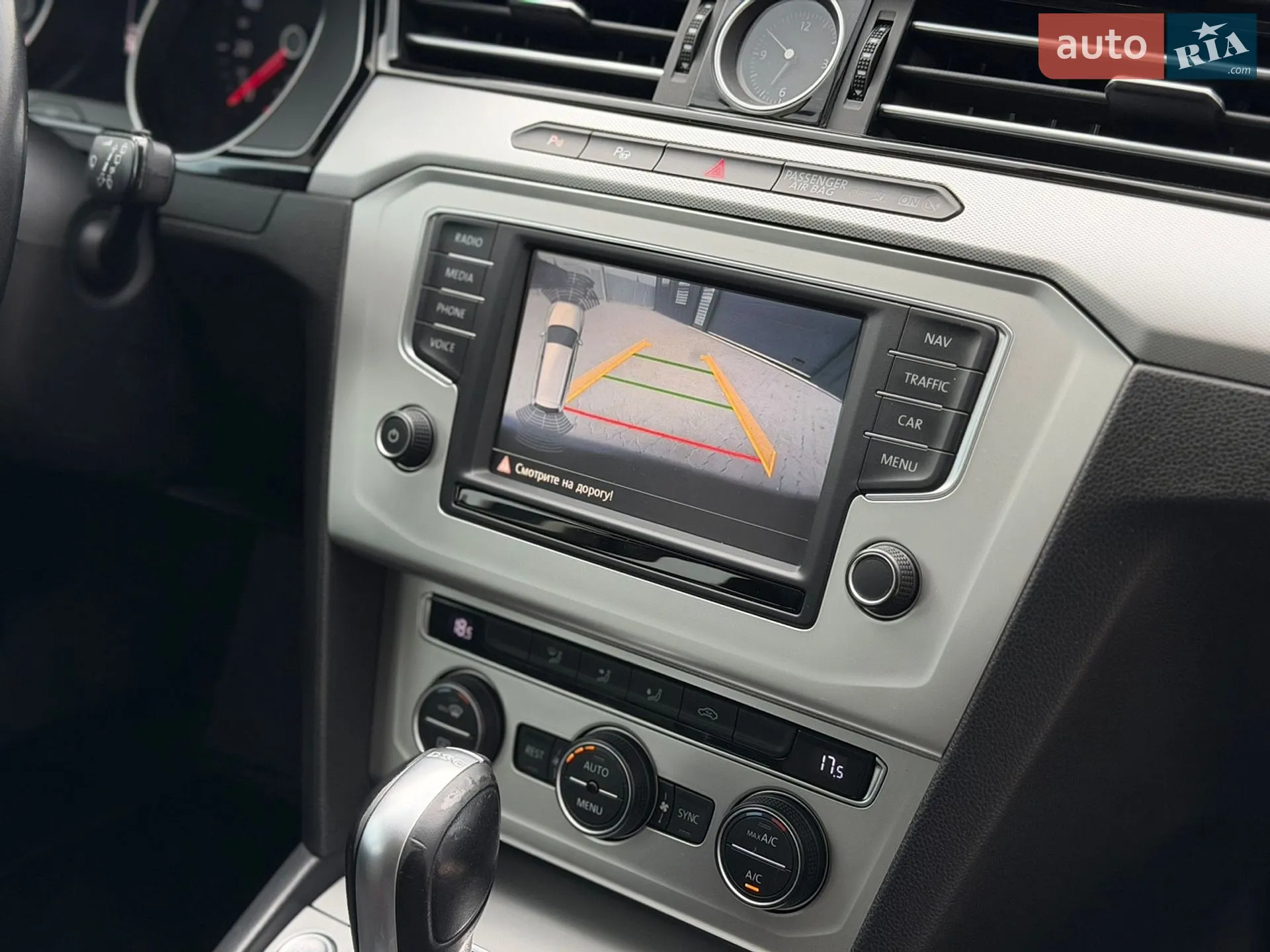 2015 Volkswagen Passat - мініатюра 32