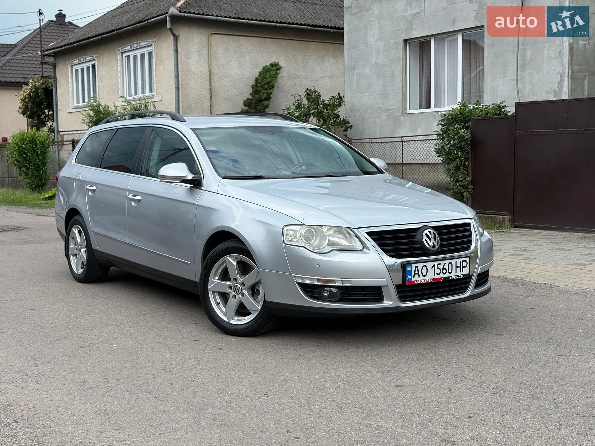 2010 Volkswagen Passat - мініатюра 4
