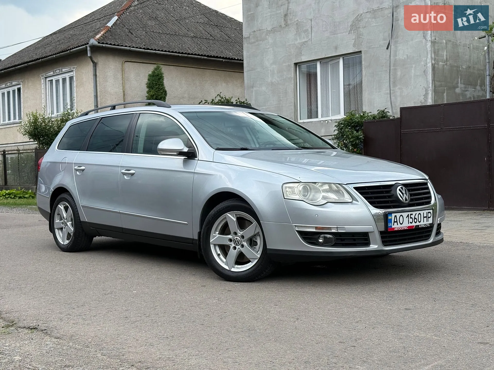 2010 Volkswagen Passat - мініатюра 27
