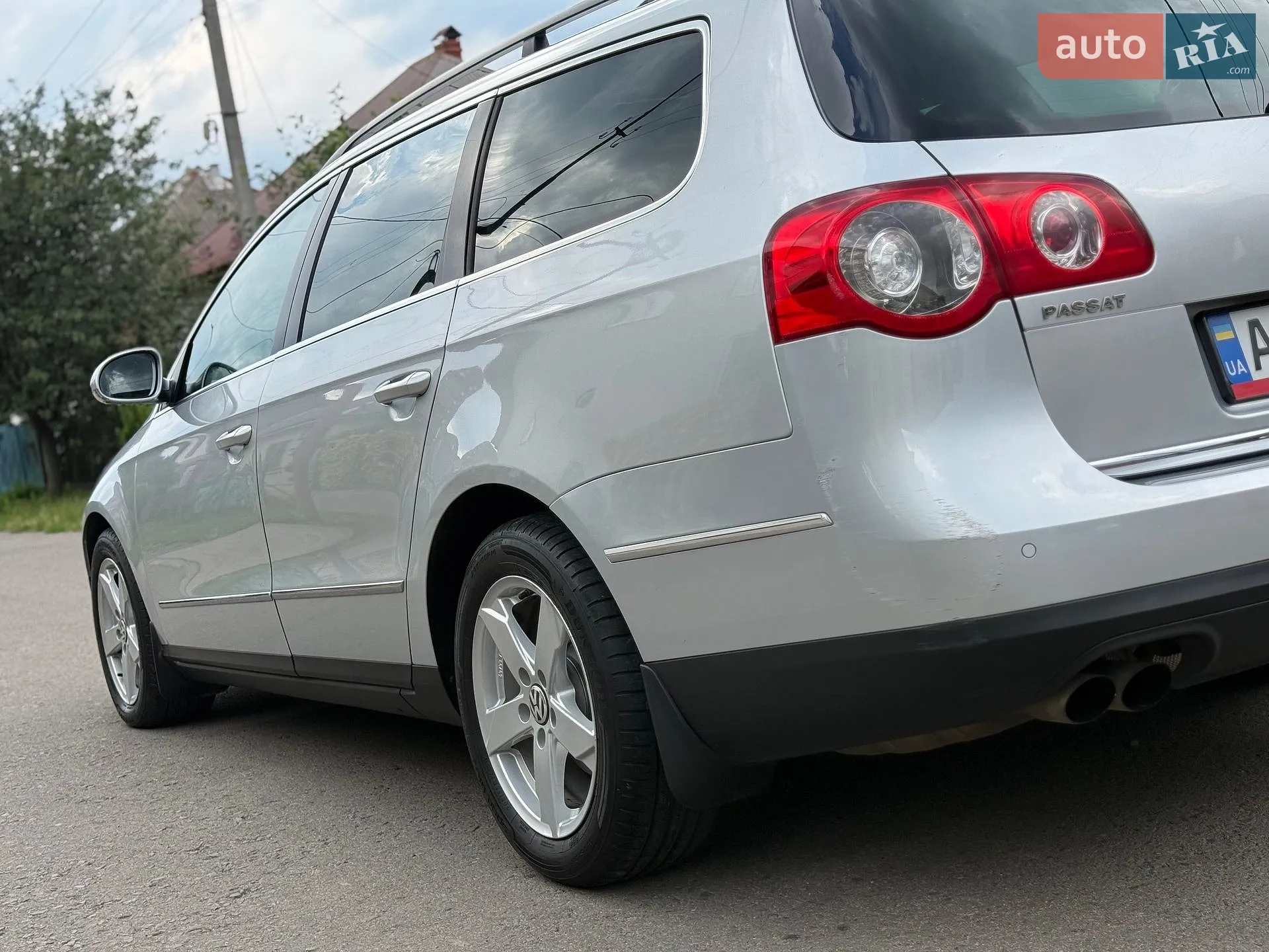 2010 Volkswagen Passat - мініатюра 21