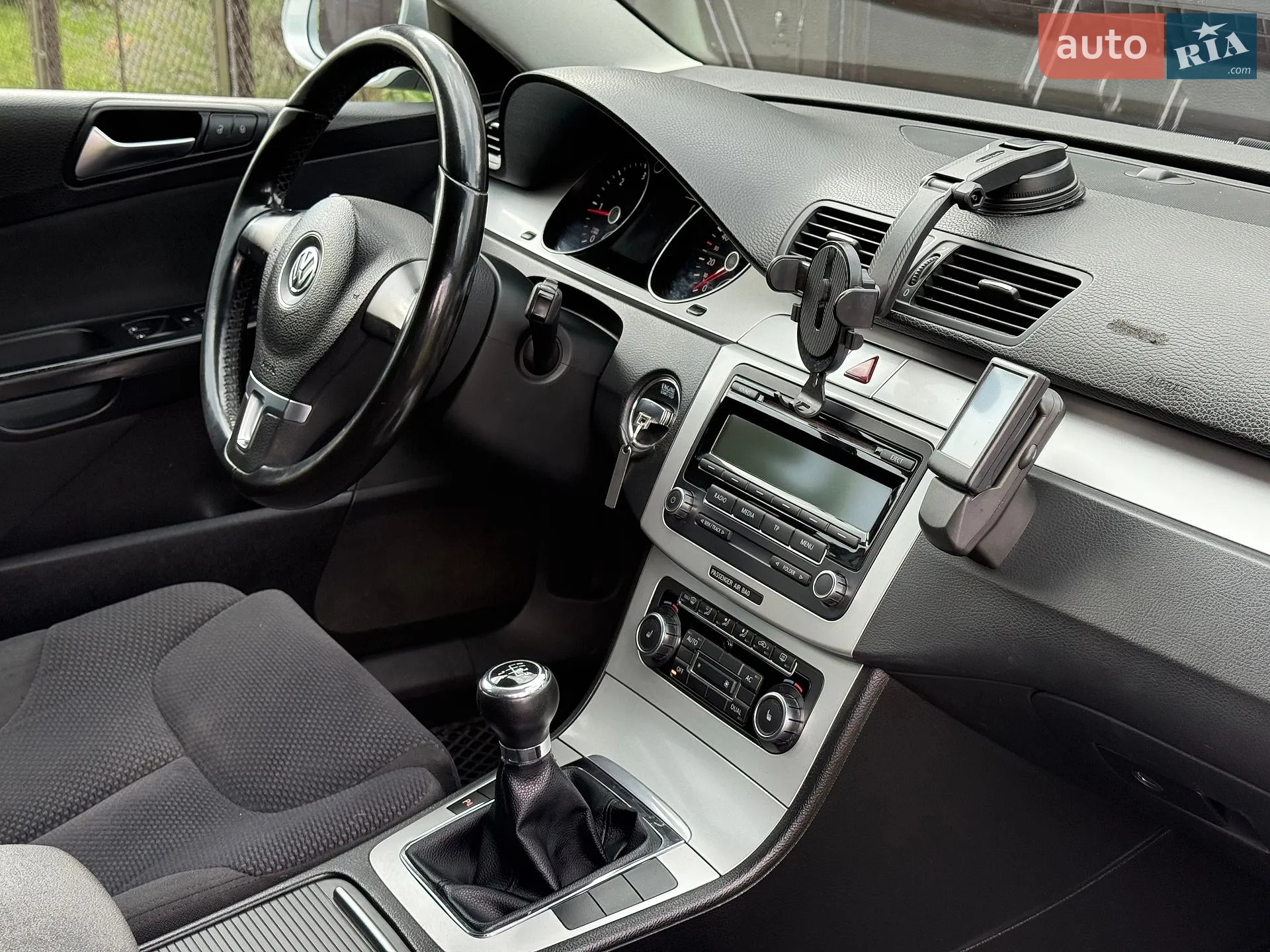 2010 Volkswagen Passat - мініатюра 15