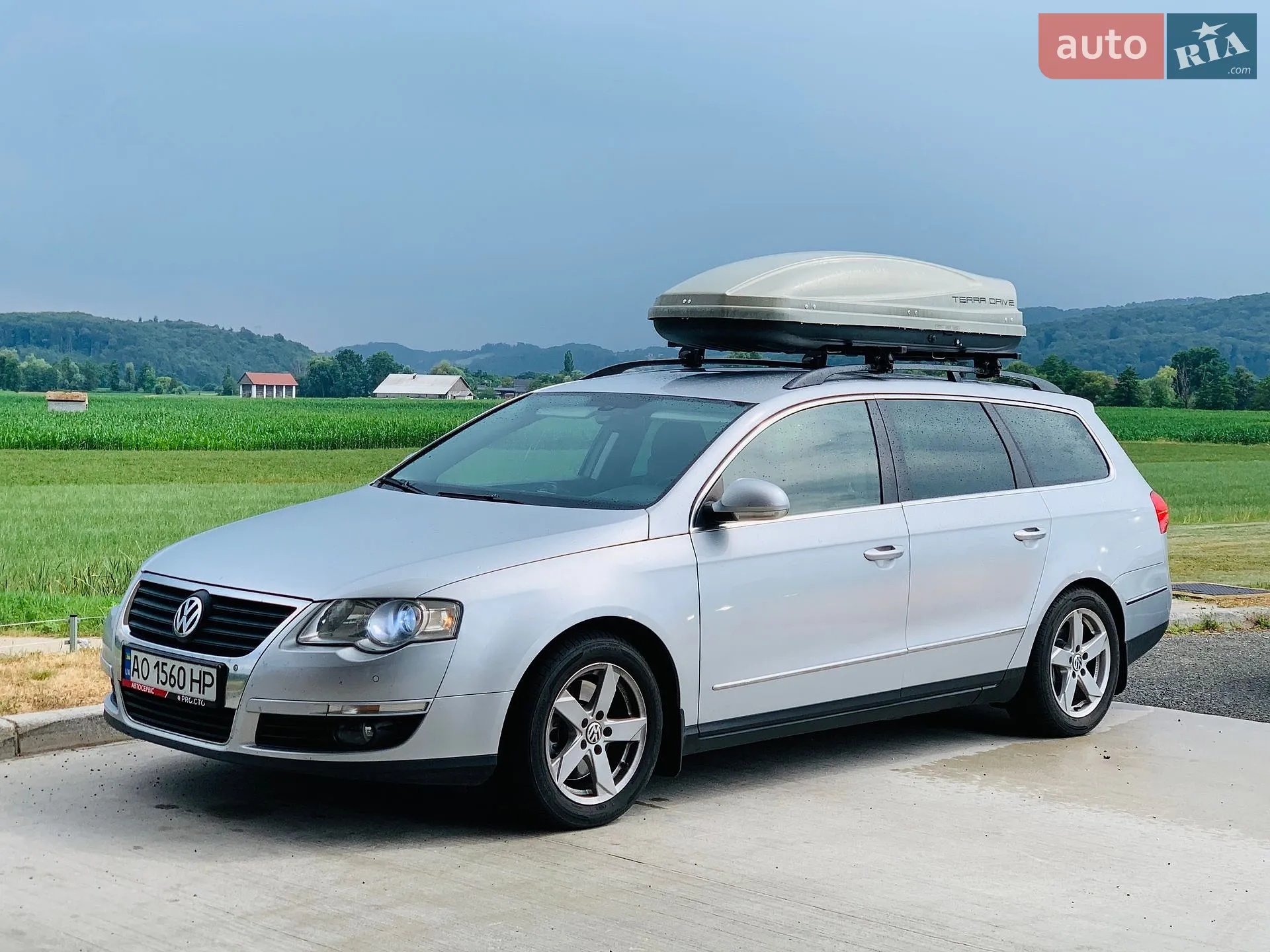 2010 Volkswagen Passat - фото 1