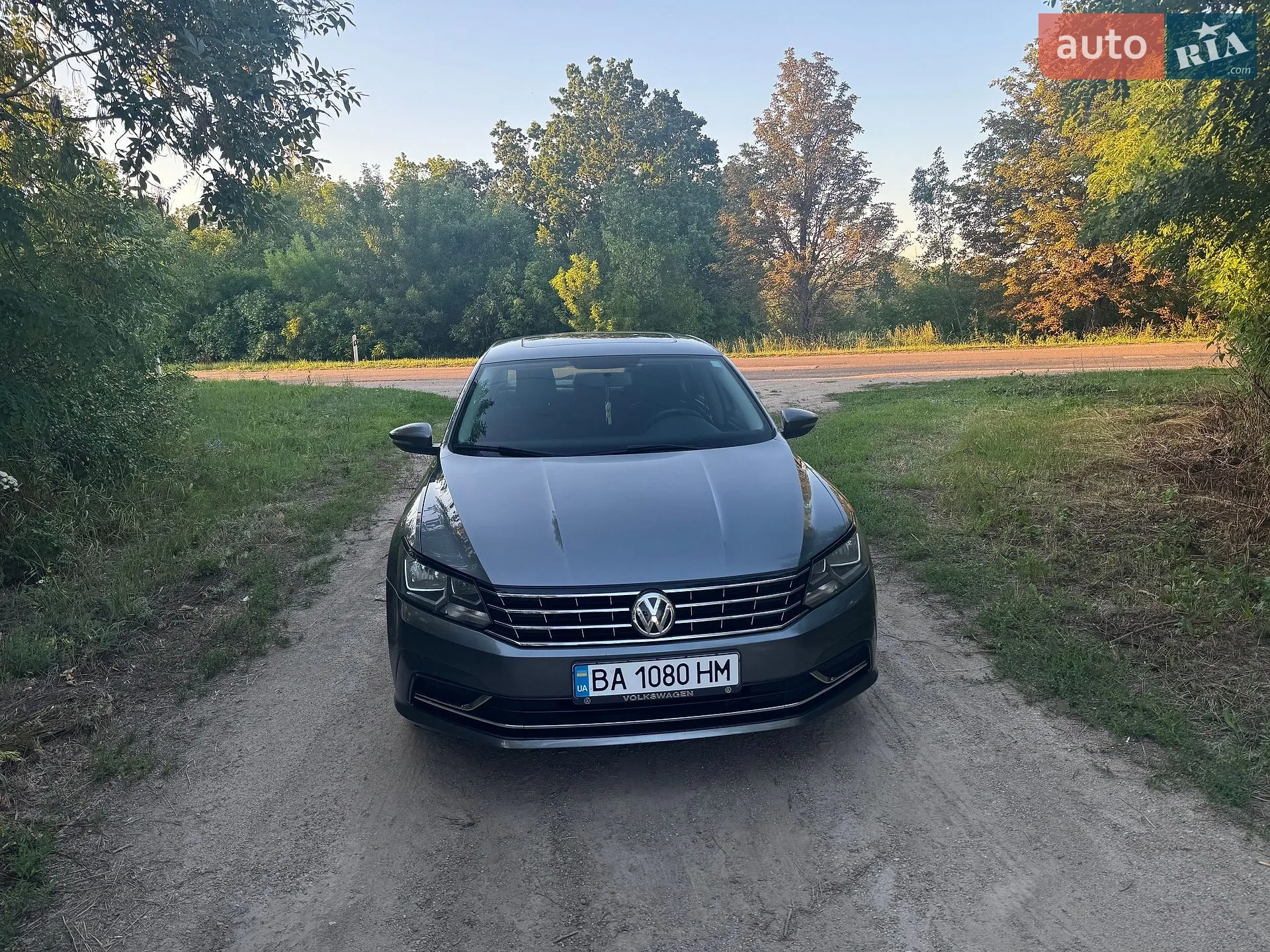 2016 Volkswagen Passat - мініатюра 2