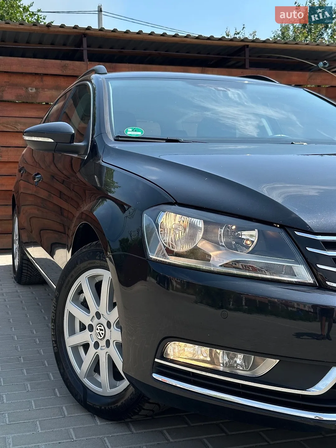 2010 Volkswagen Passat - мініатюра 2